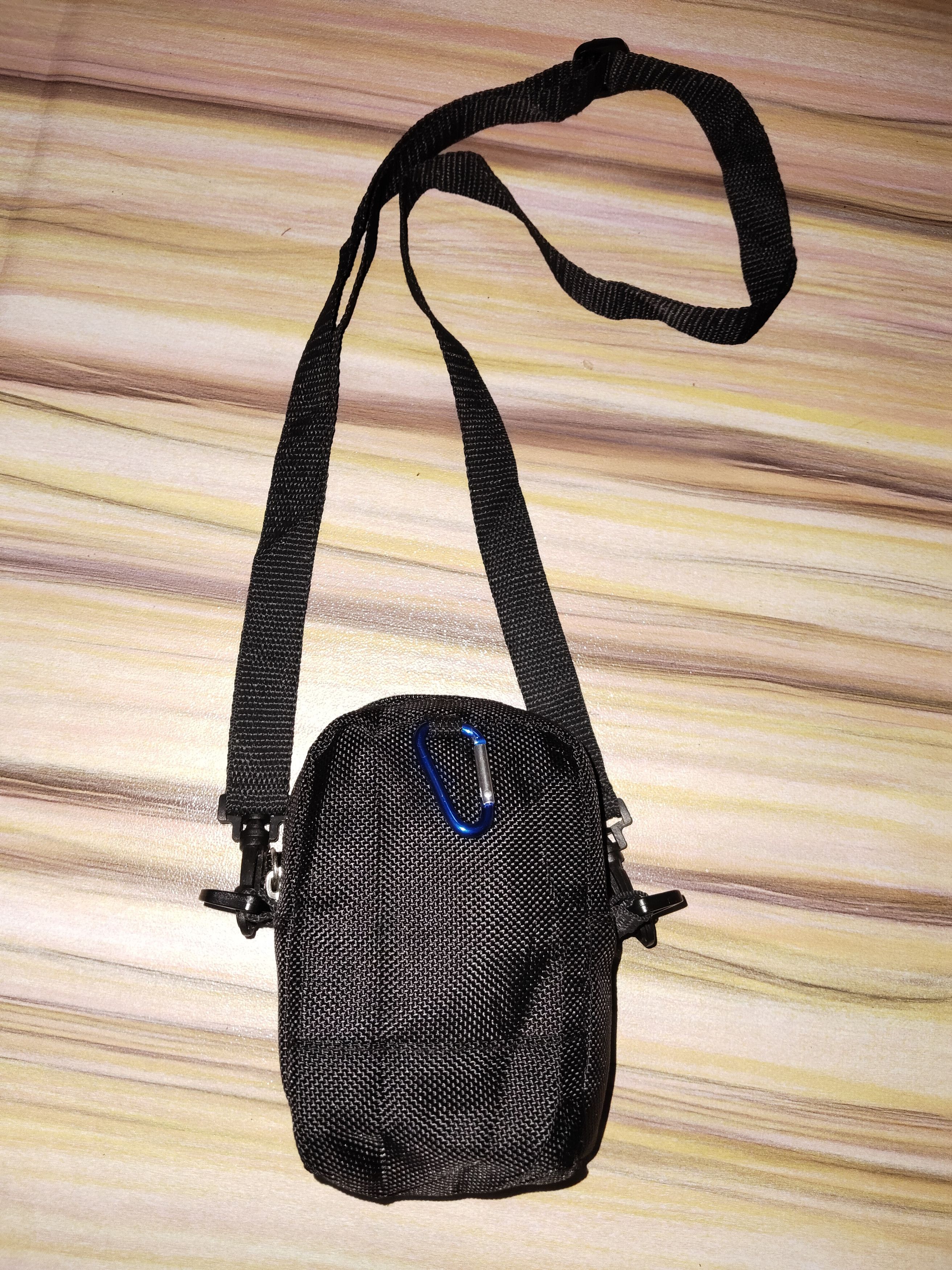 The Unbranded Brand MILD SEVEN Cigarette Sling Bag Size ONE SIZE - 5 Thumbnail