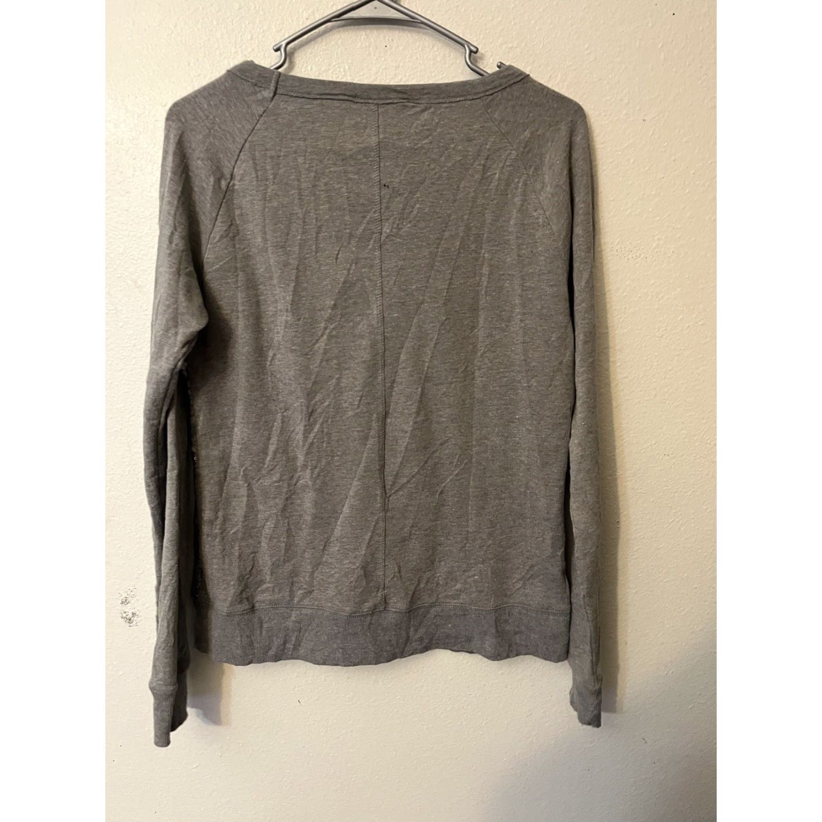 Banana Republic Banana Republic Gray With Sequin Round Neck Long Sleeve Sweater Women's M Size M / US 6-8 / IT 42-44 - 3 Thumbnail