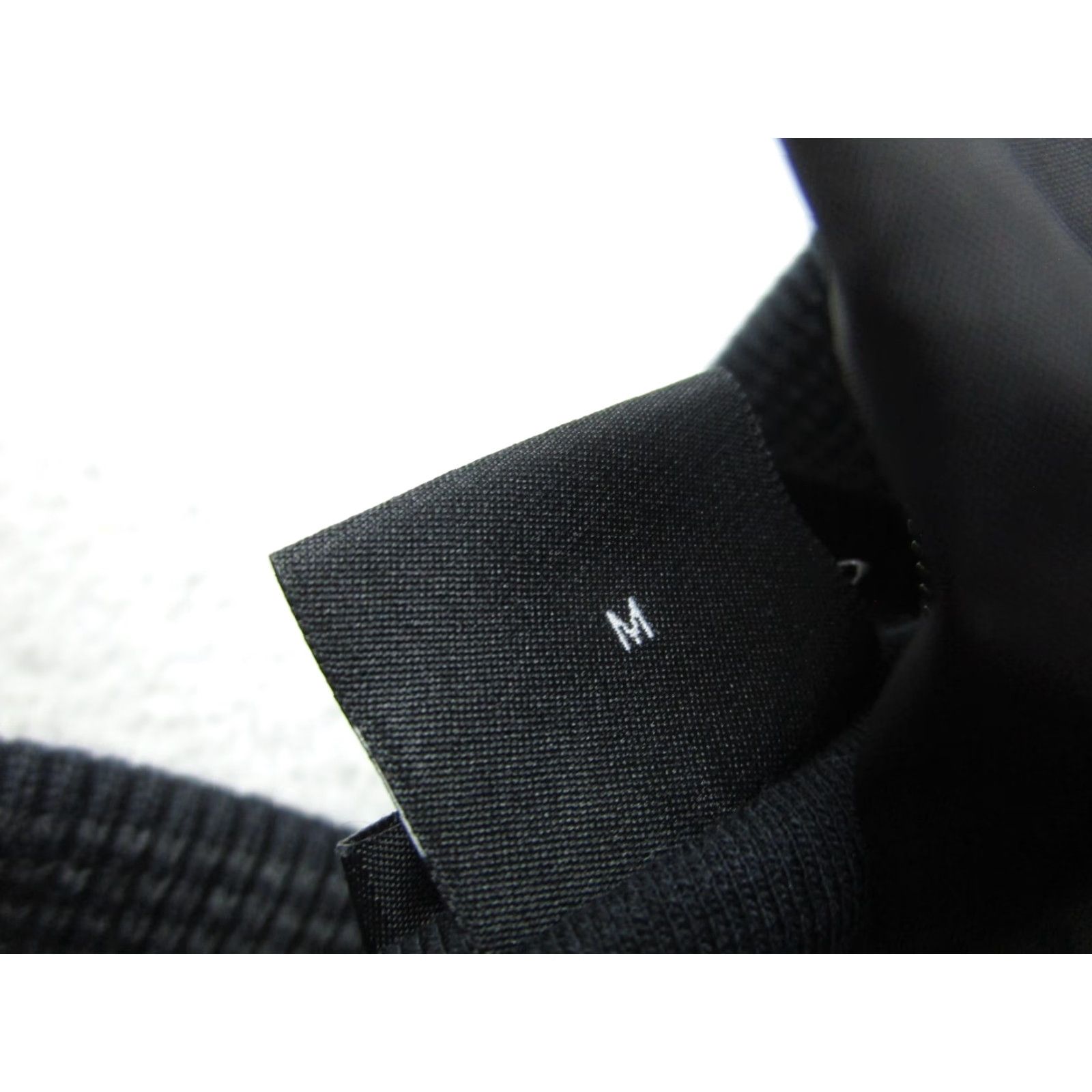 Hugo Boss HUGO BOSS Sweater Mens M Black 1/4 Zip Pullover Mock Knit Sweatshirt Adult Regular Knit Golf Shirt Size US M / EU 48-50 / 2 - 7 Thumbnail