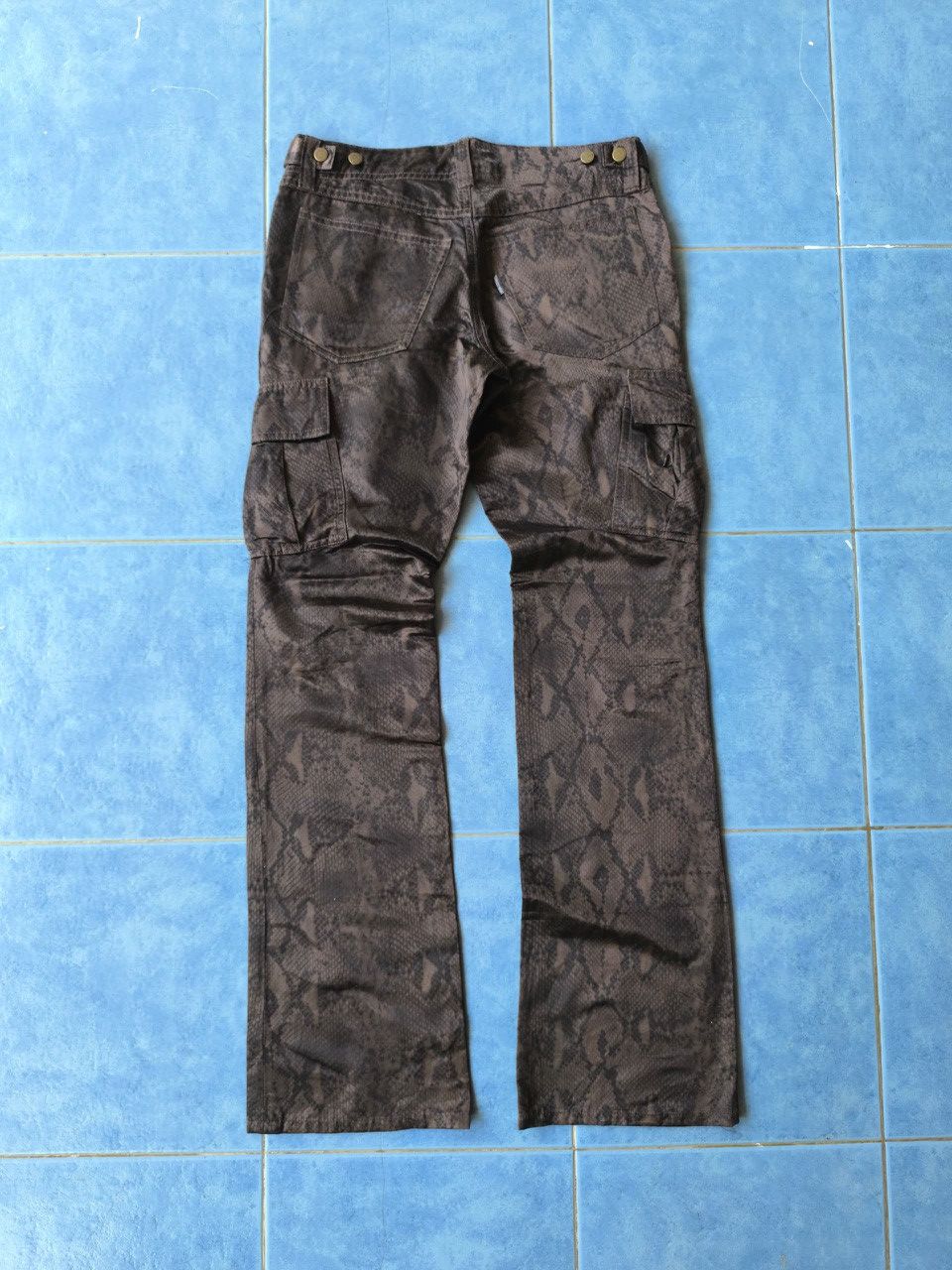 If Six Was Nine Tornado Mart Snake Skin Pattern Cargo Pants Size US 29 - 2 Thumbnail
