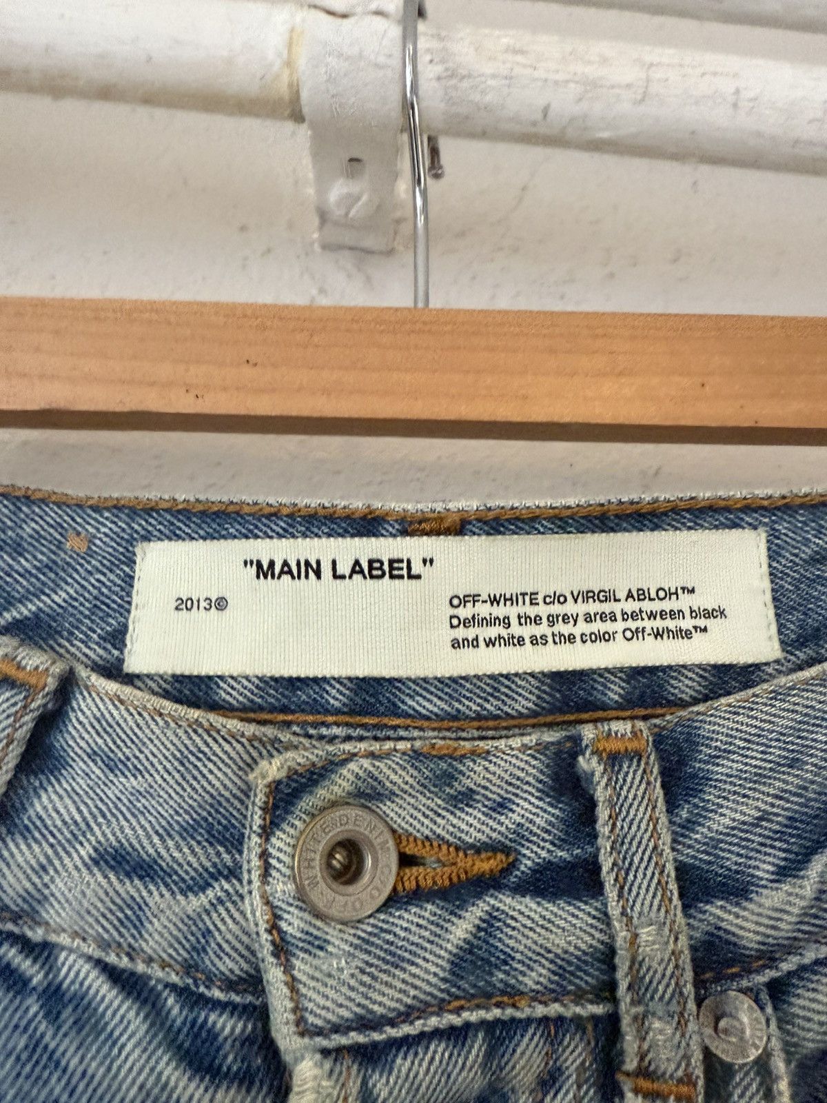 Off-White Blue Denim Jeans Distressed Hem Gradient Fade Size US 26 / EU 42 - 5 Thumbnail