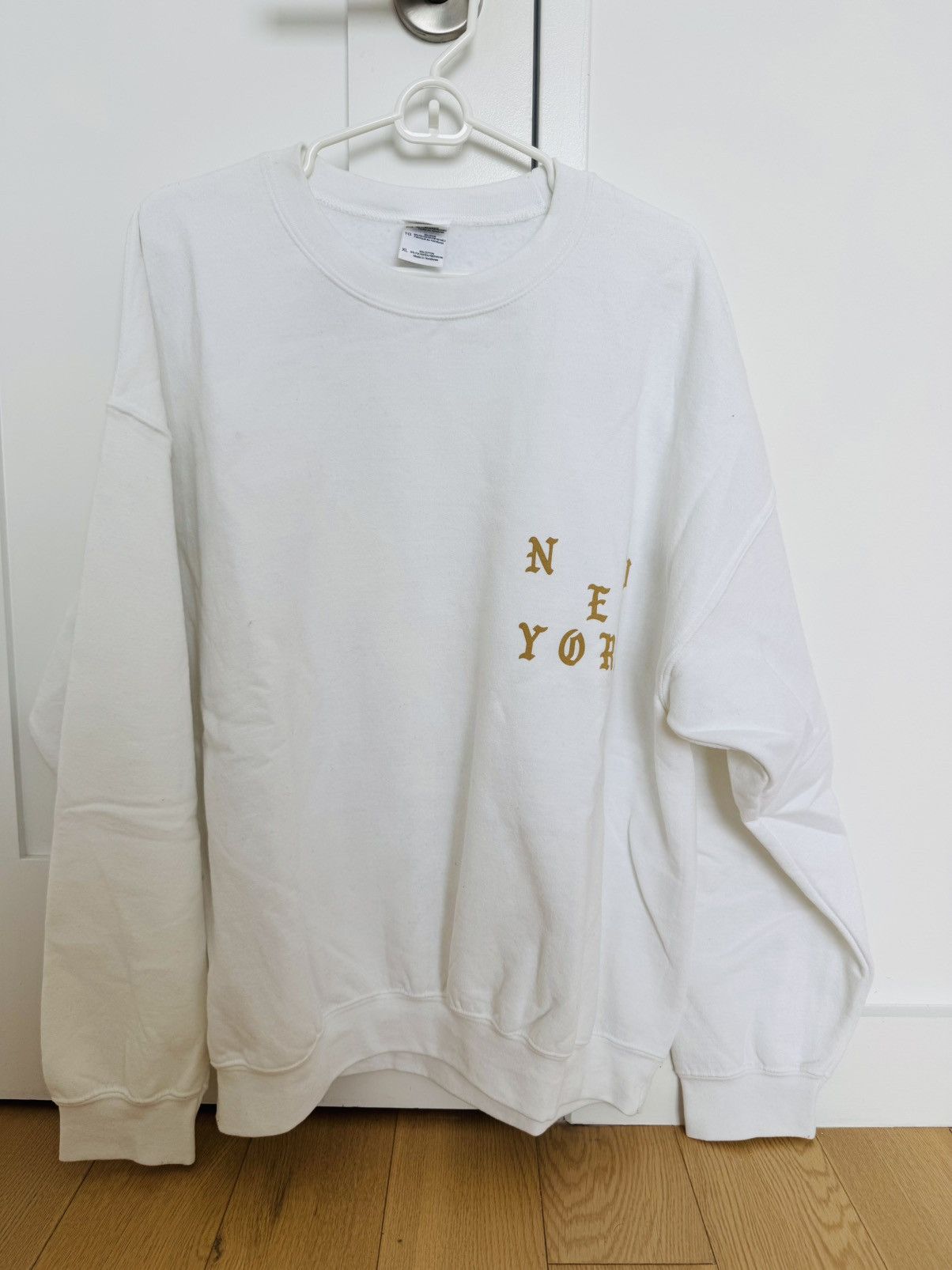 Kanye West PABLO tour sweatshirt NEW YORK Size US XL / EU 56 / 4 - 1 Thumbnail