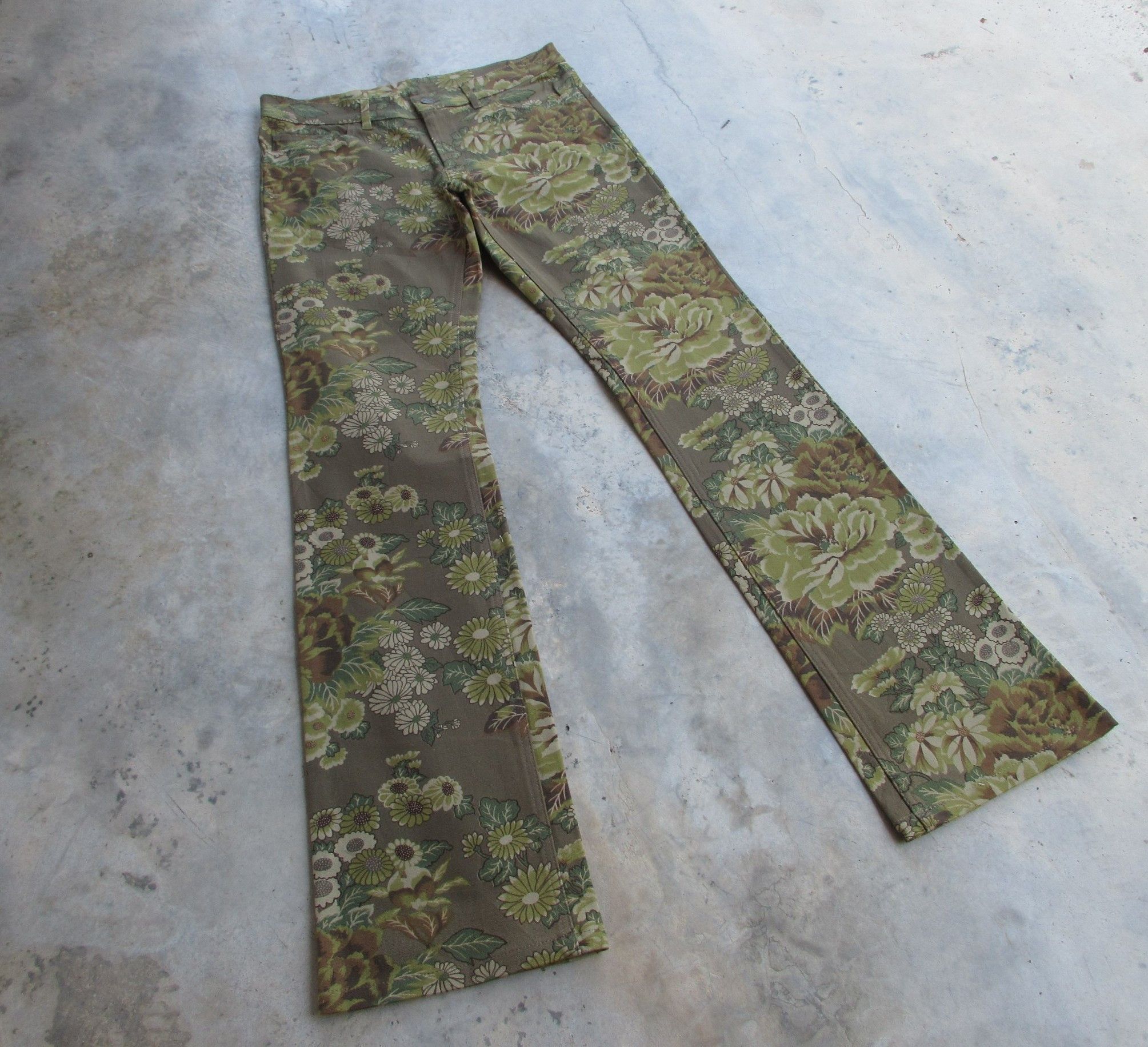 Japanese Brand FLARED JAPANESE CHEALSEA OLD FLORAL ABSTRACT LOWRISE SLIM Size US 28 / EU 44 - 4 Thumbnail