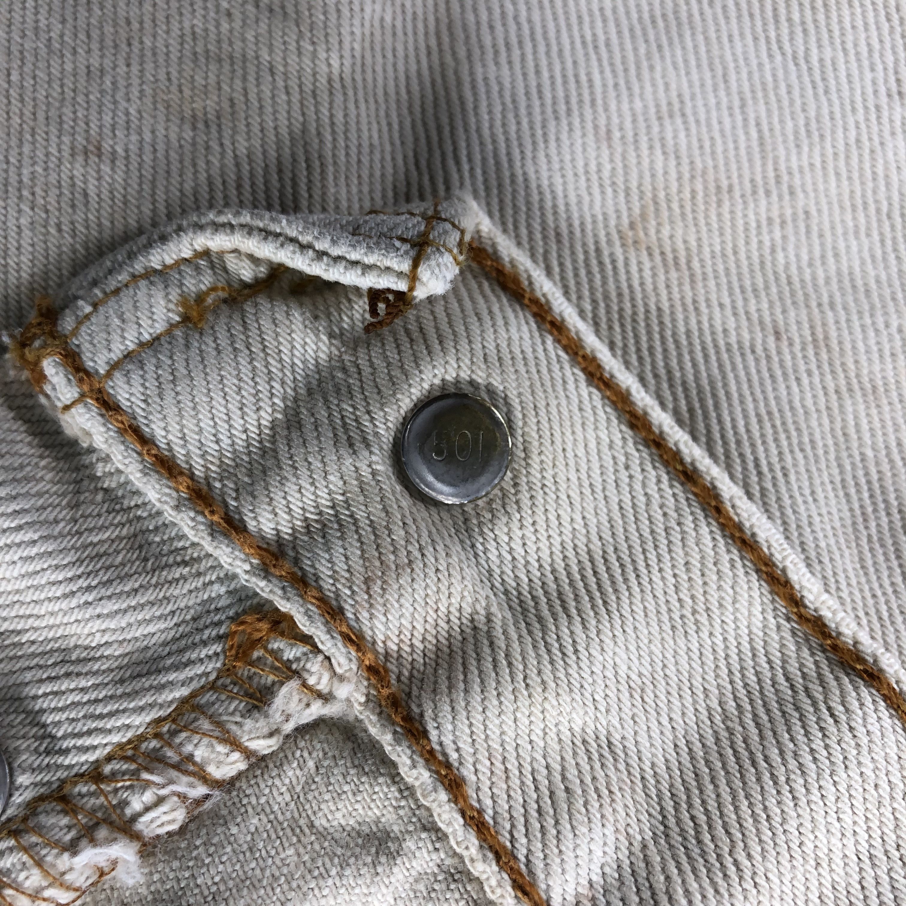 Levi's × Vintage 90s Vintage White Cream Levis 501 Jeans-JM2428 Size US 33 - 14 Thumbnail