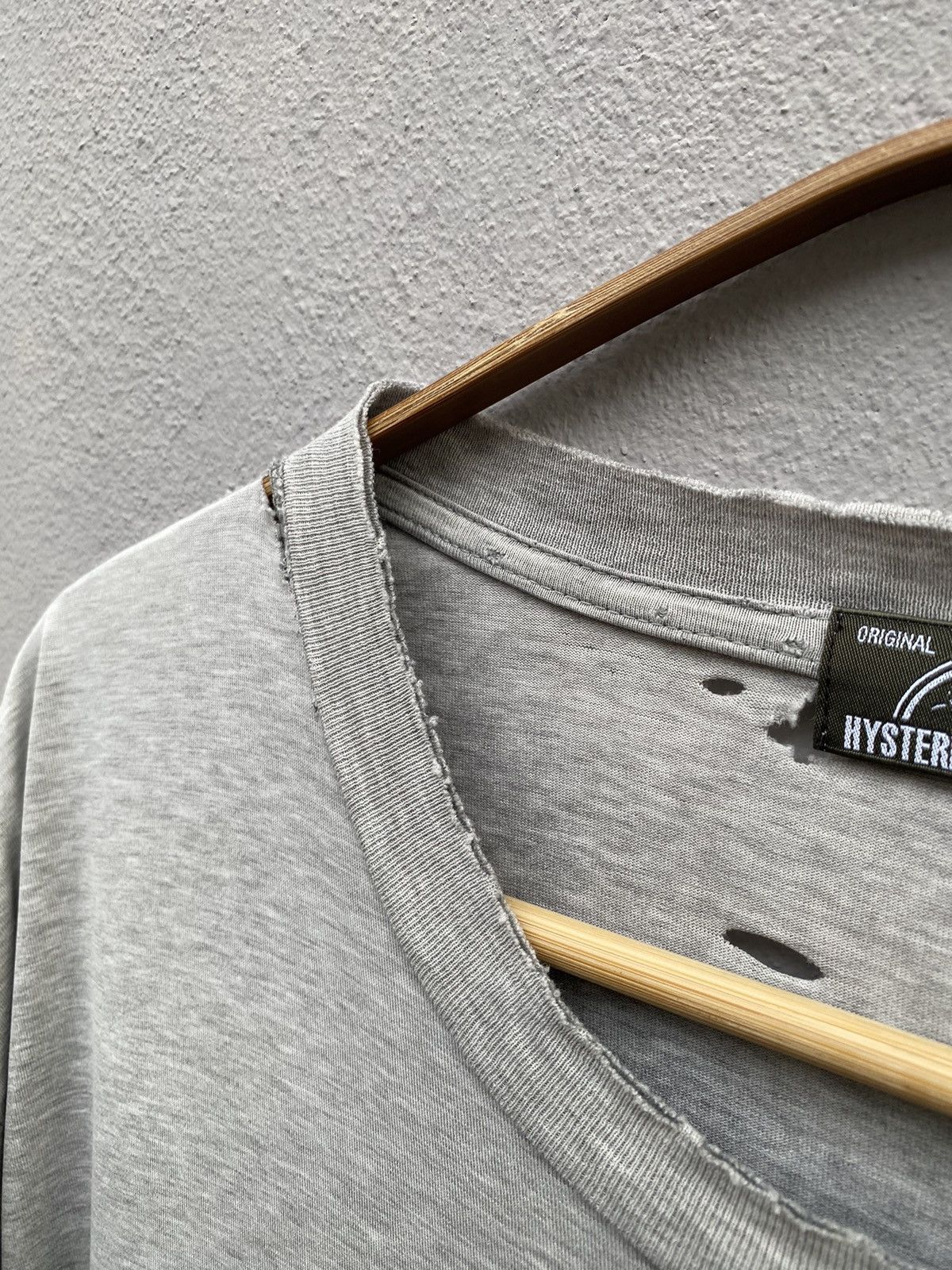 Hysteric Glamour 🔥Distressed/Rugged Hysteric Glamour Ripoff YSL Logo Tshirt Size US L / EU 52-54 / 3 - 2 Thumbnail