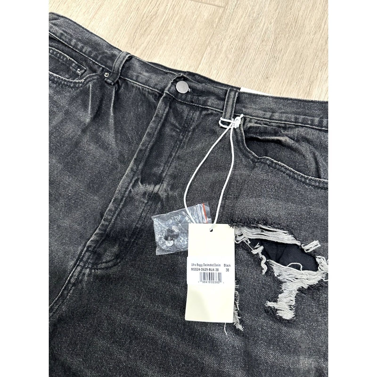 MNML MNML Men's Denim Jeans Baggy Black 38x33 Shirt? Pants? No, Use Jeans. 38x33 MNML Baggy Denim casual Mens Black NWT ULtra Decimated? Size US 38 / EU 54 - 5 Thumbnail
