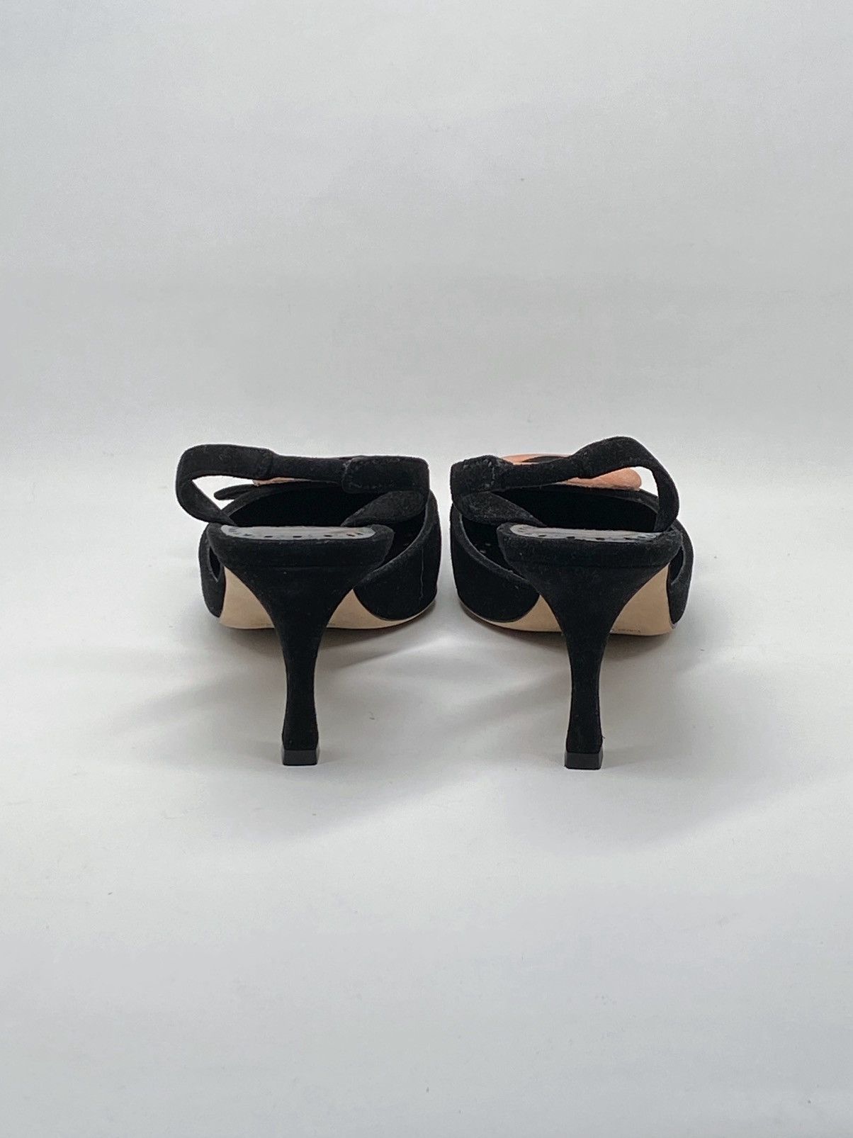 Manolo Blahnik Manolo Blahnik Maysli Suede Buckle Slingback Pumps size 36 Size US 6 / IT 36 - 9 Thumbnail