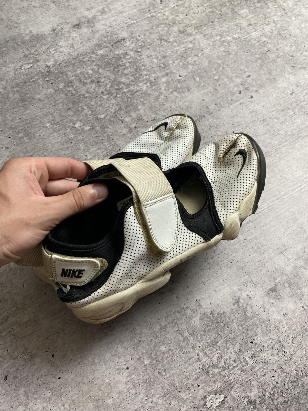 Nike Vintage Tabi Nike Rift Sneakers Size US 9 / EU 42 - 5 Thumbnail