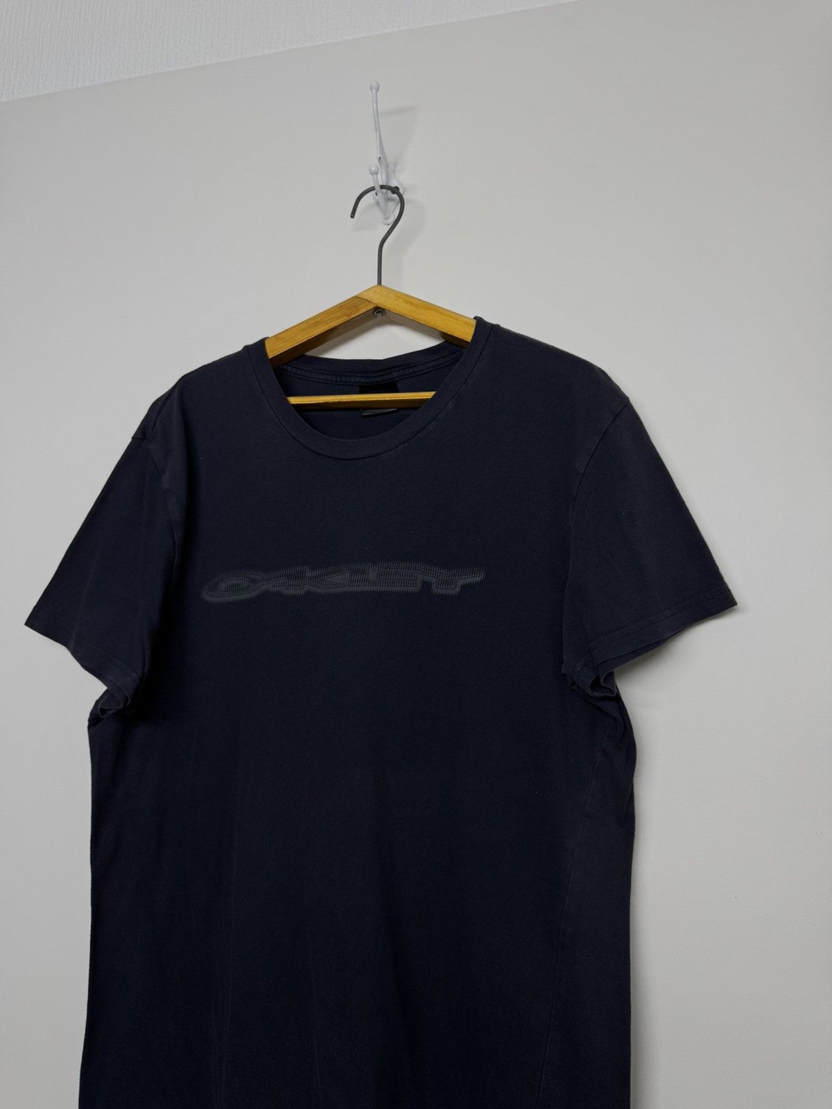 Oakley Vintage Y2k Oakley Big Logo T-Shirt Size US M / EU 48-50 / 2 - 5 Thumbnail