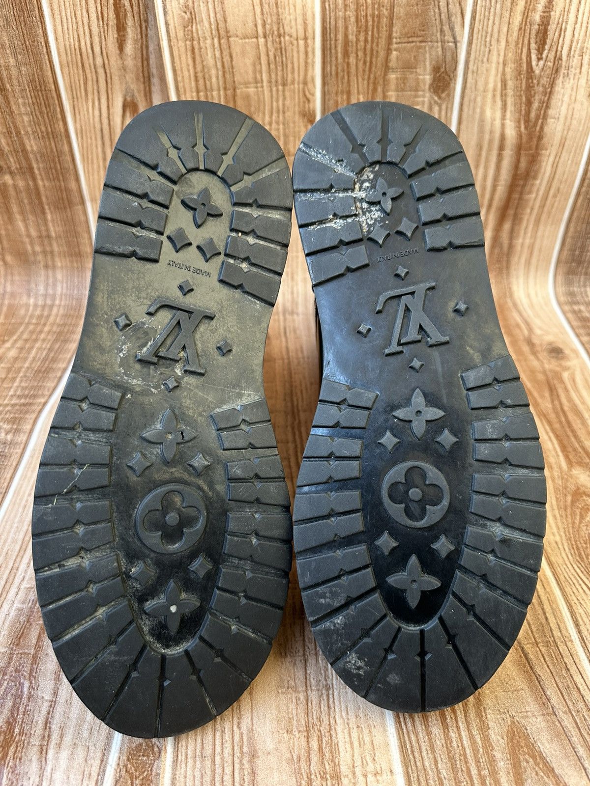 Fragment Design × Louis Vuitton Louis Vuitton X Fragment Black Ice Leather boots Size US 9 / EU 42 - 20 Thumbnail
