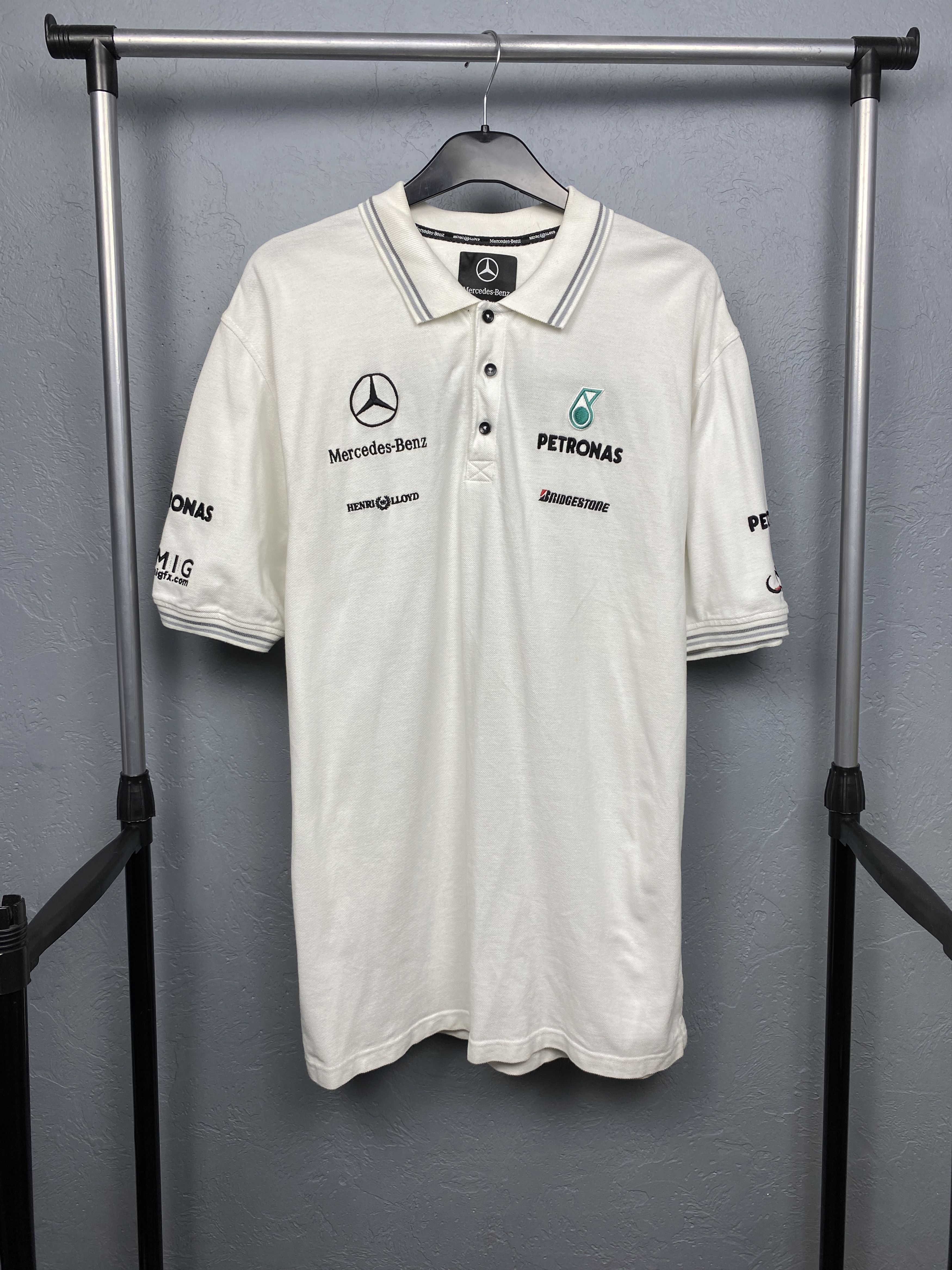 Henri Lloyd × Mercedes-Benz Mercedes Benz Henri Lloyd Petronas Formula 1 Team Polo Shirt Size US XL / EU 56 / 4 - 1 Thumbnail