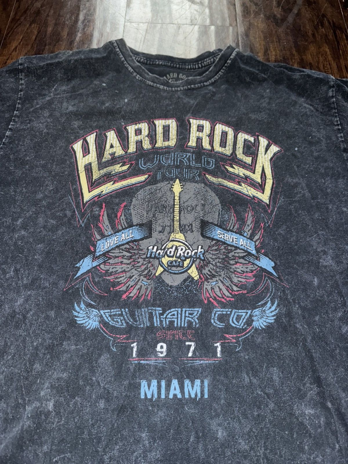 Hard Rock Cafe Limited Edition Hard Rock Cafe - 50th World Tour Miami Size US M / EU 48-50 / 2 - 1 Thumbnail
