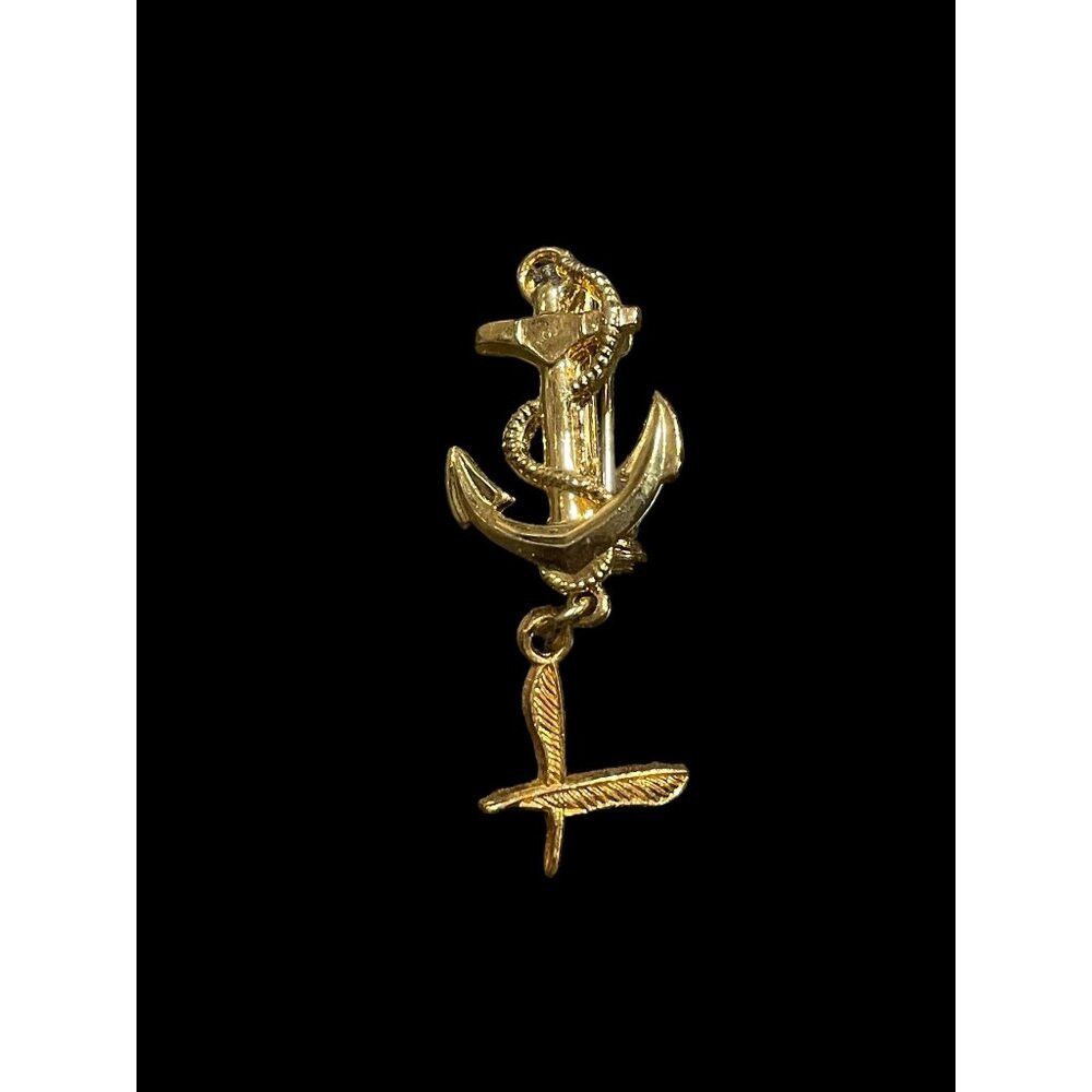 Vintage Gold Tone Nautical Anchor and Dangling Feathers Brooch Pin Size ONE SIZE - 1 Thumbnail