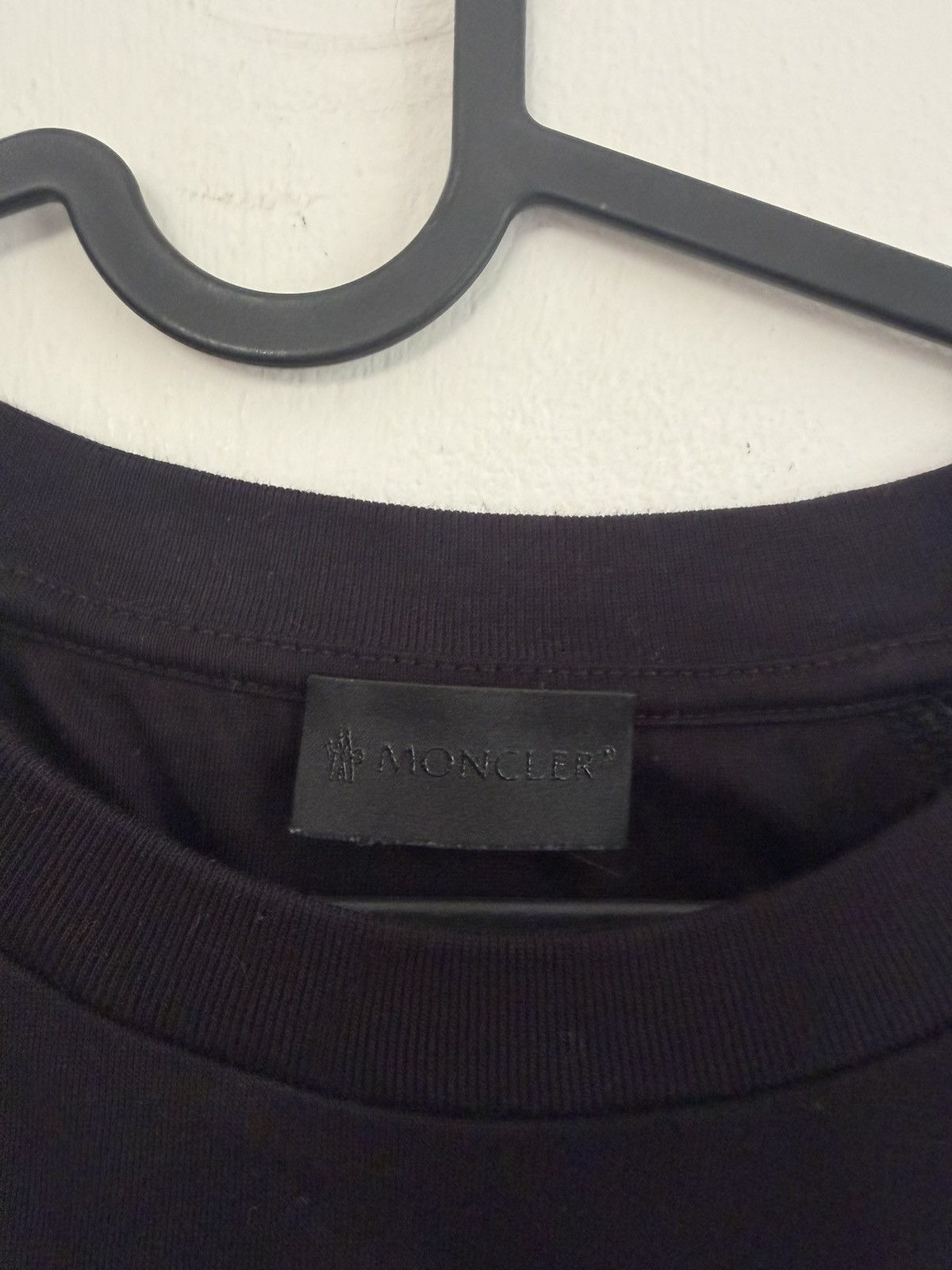 Moncler Moncler Front Logo TEE Size US S / EU 44-46 / 1 - 5 Thumbnail