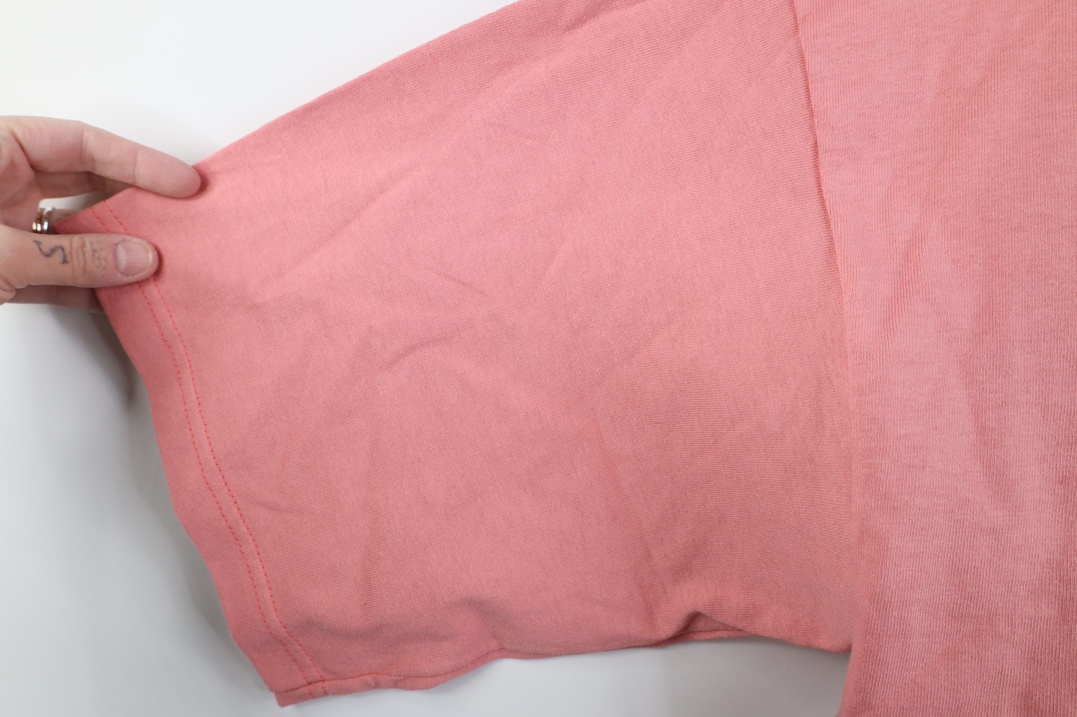 Vintage Vintage 90s Streetwear Alaska Flower Baggy Fit T-Shirt Pink Size XL / US 12-14 / IT 48-50 - 5 Thumbnail