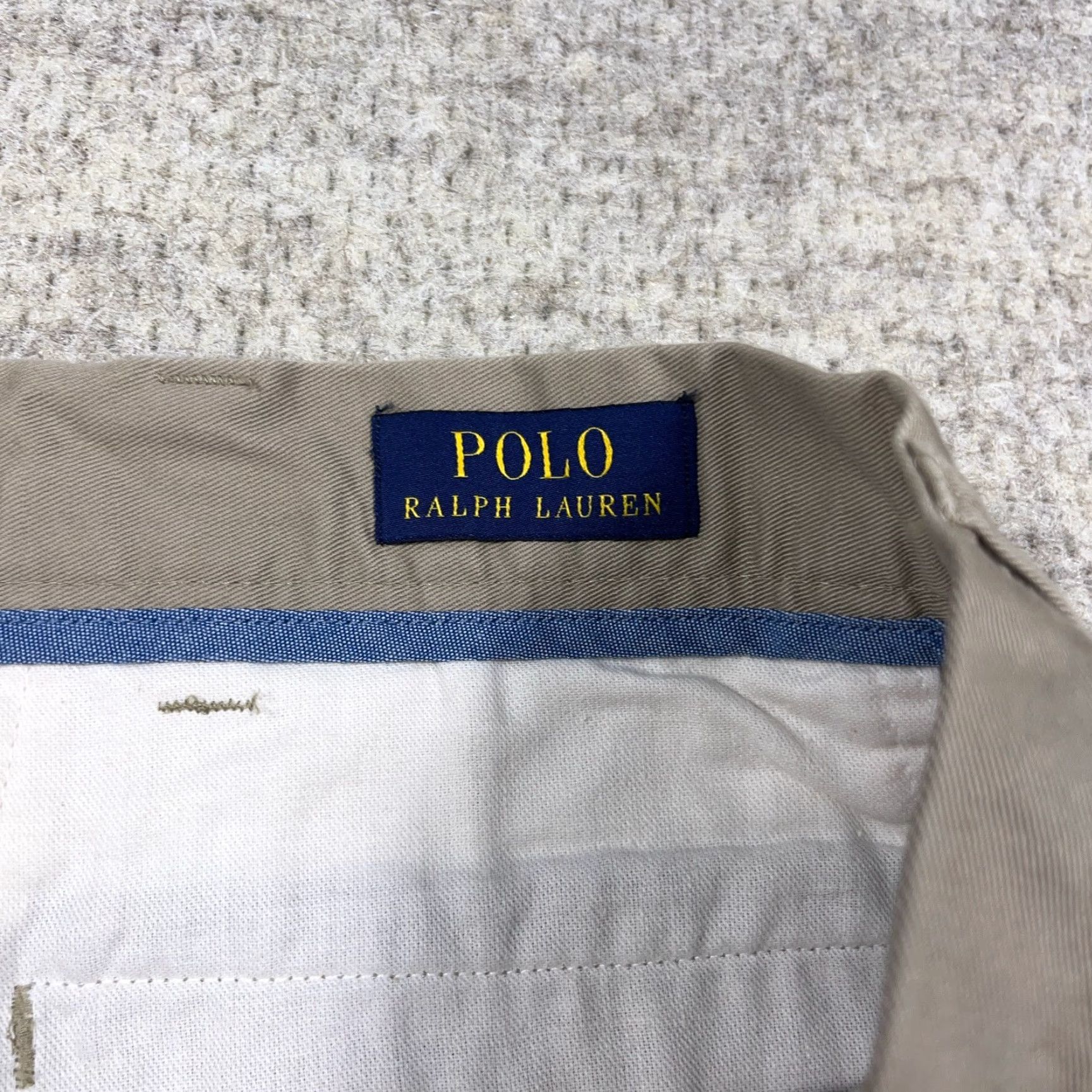 Polo Ralph Lauren Polo Ralph Lauren Chino Shorts Men 42 Tan Khaki Twill Classic Fit Pleated Front Short / Casual Mens Beig e Chino Shorts Size US XL / EU 56 / 4 - 7 Thumbnail