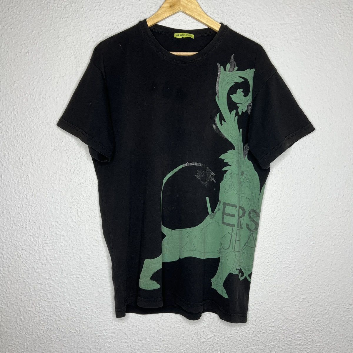 Designer × Versace Versace Tshirt Tee Black Full Print Antique Green Designer Size US L / EU 52-54 / 3 - 1 Thumbnail
