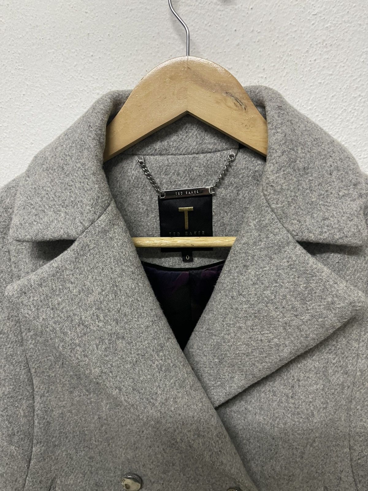 Ted Baker 2000s TED BAKER LONDON DOUBLE BREASTED CROP WOOL JACKET Size XS / US 0-2 / IT 36-38 - 9 Thumbnail