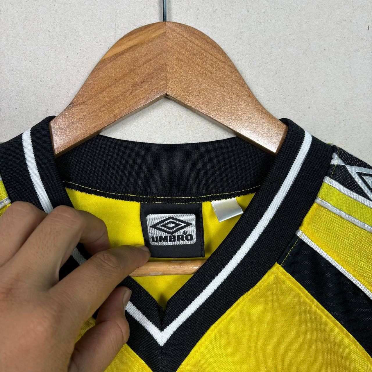 Umbro 1999/00 KASHIWA REYSOL HOME SHIRT L/S J-LEAGUE JERSEY Size US XL / EU 56 / 4 - 5 Thumbnail