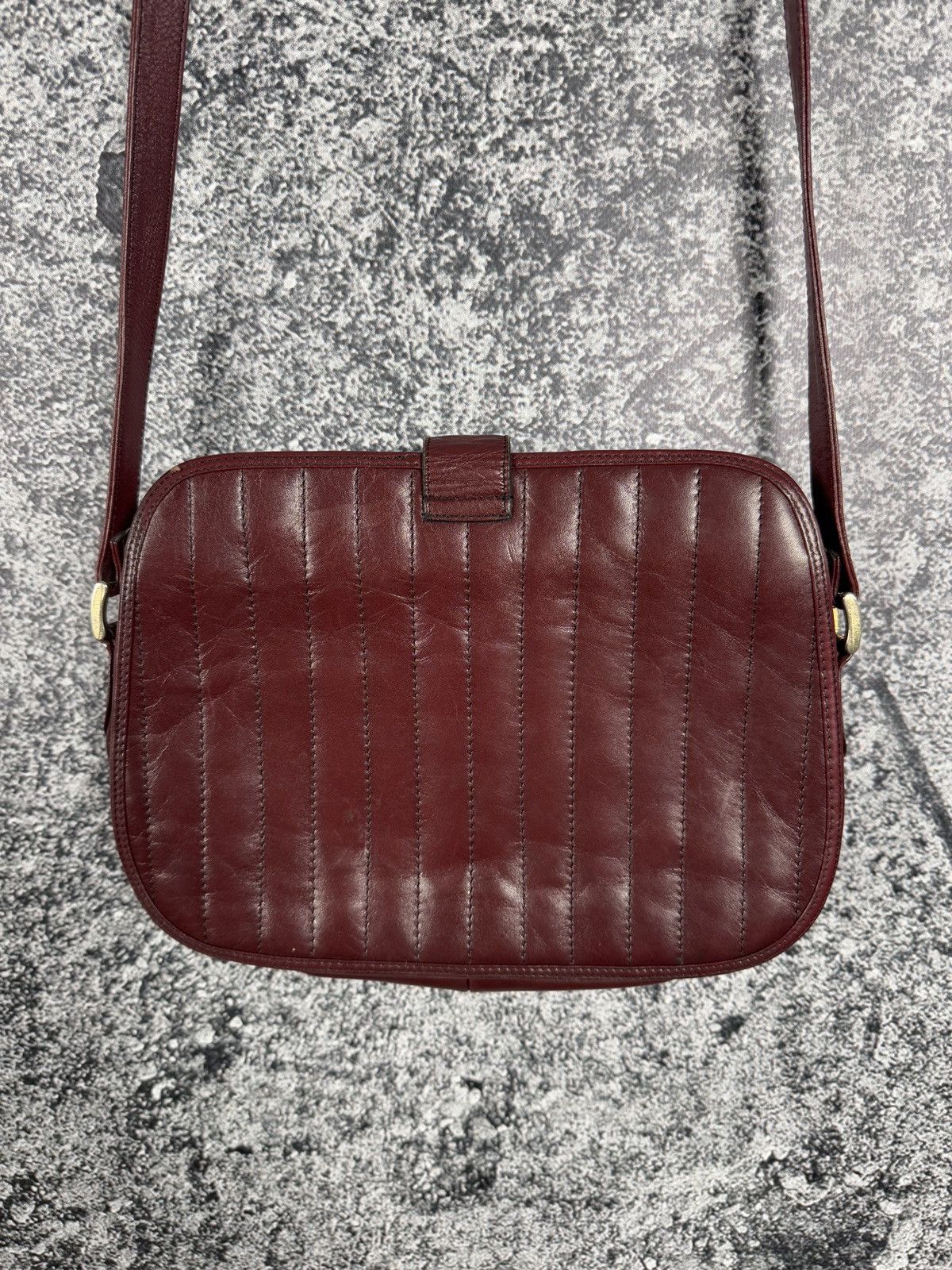Vintage Vintage Fiocchi Italy Burgundy Leather Smooth Crossbody Bag Size ONE SIZE - 12 Thumbnail