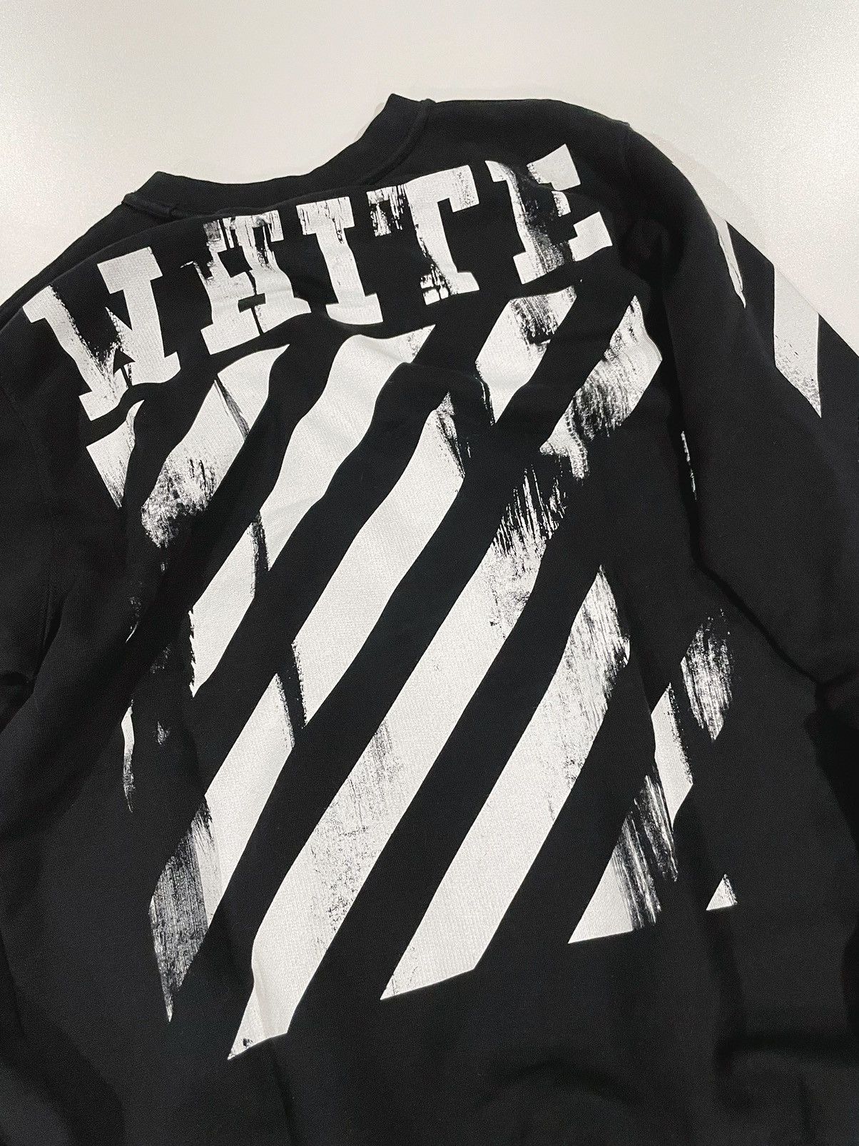 Off-White Off-White black caravaggio crewneck sweatershirt Size US XS / EU 42 / 0 - 9 Thumbnail