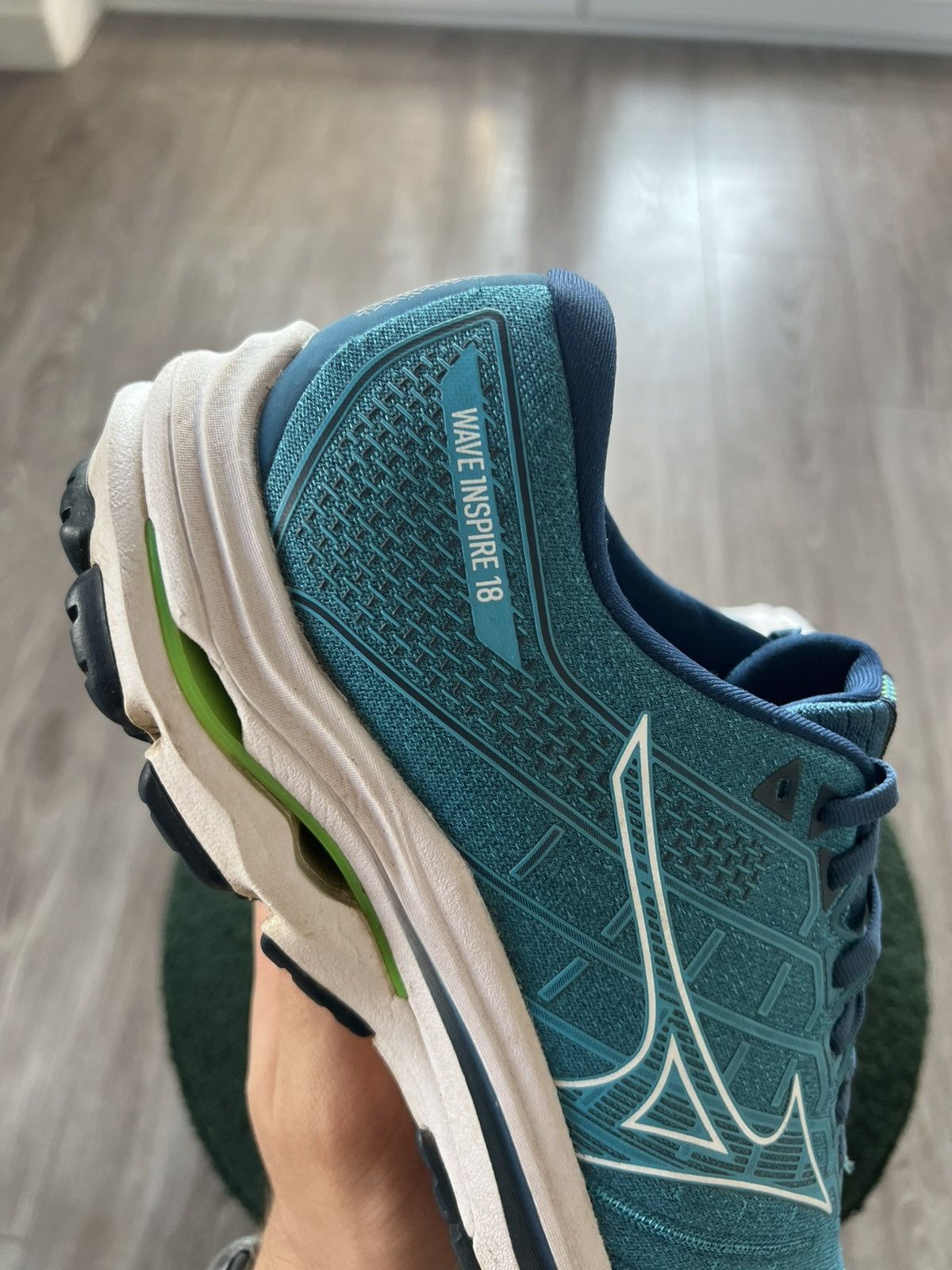 Designer × Mizuno ‼️Mizuno Wave Inspire 18 Athletic Soft Touch Shoes‼️ Size US 11 / EU 44 - 17 Thumbnail