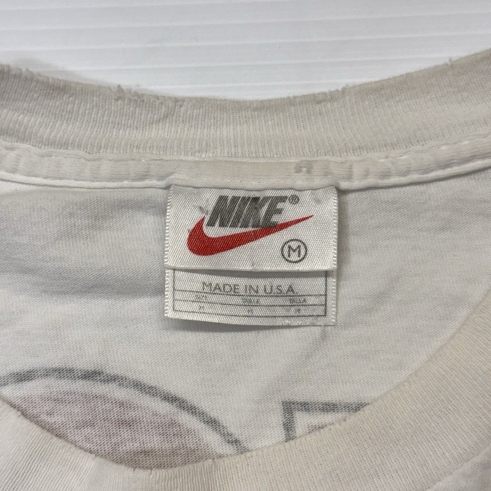 Nike Nike Vintage 90 White Long sleeve Shirt Swoosh Made USA Sz M Size US M / EU 48-50 / 2 - 4 Thumbnail