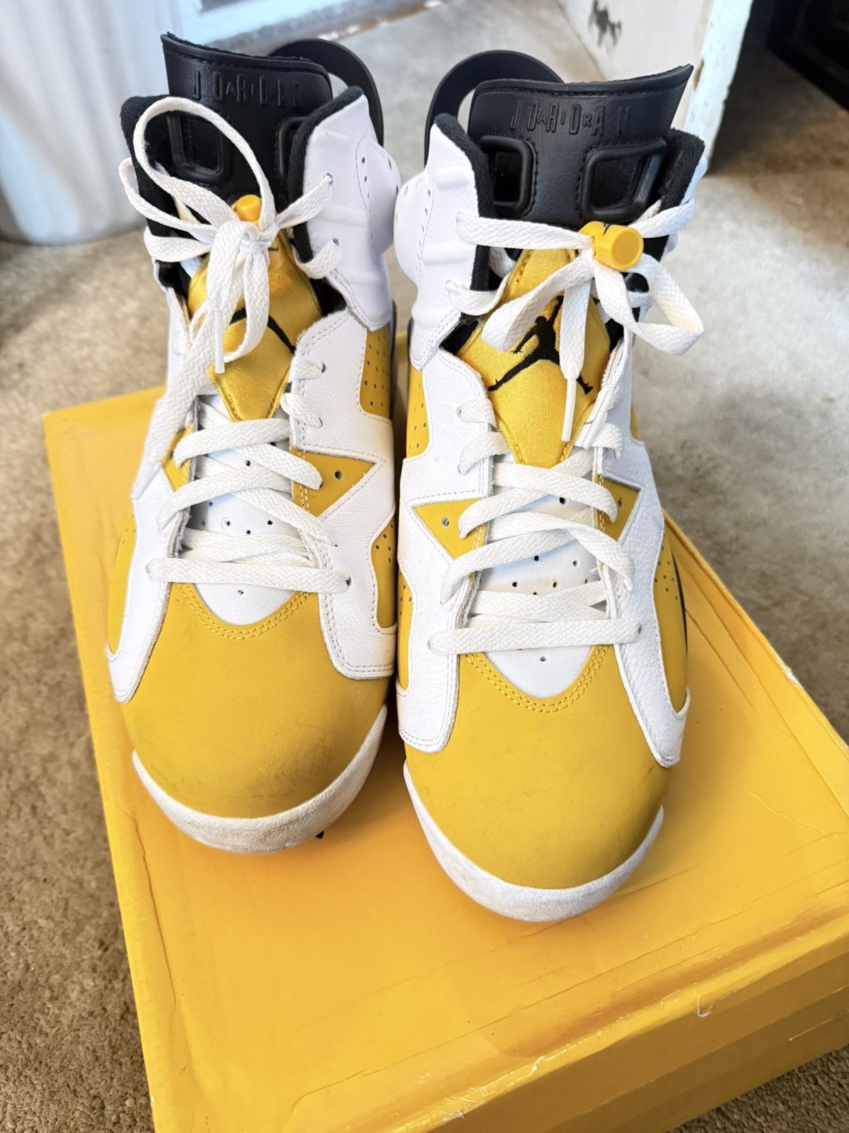 Jordan Brand Yellow Orchid Jordan 6 Size US 13 / EU 46 - 1 Thumbnail