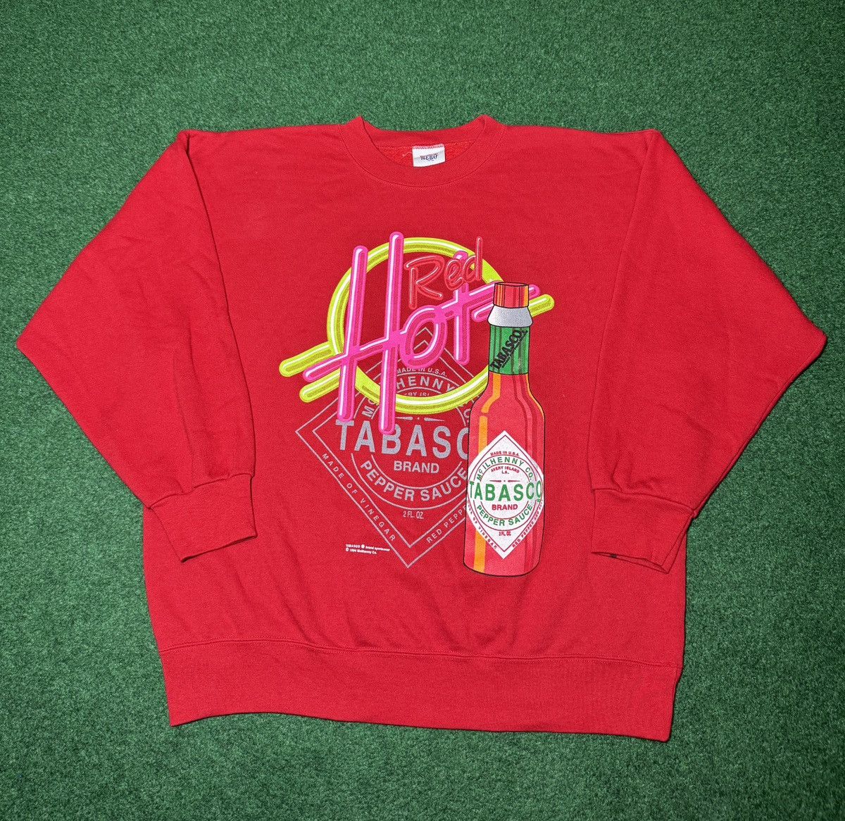 Vintage Vintage 90s Red Hot Tabasco Hot Sauce XL RARE AOP Crewneck Size US XL / EU 56 / 4 - 1 Thumbnail