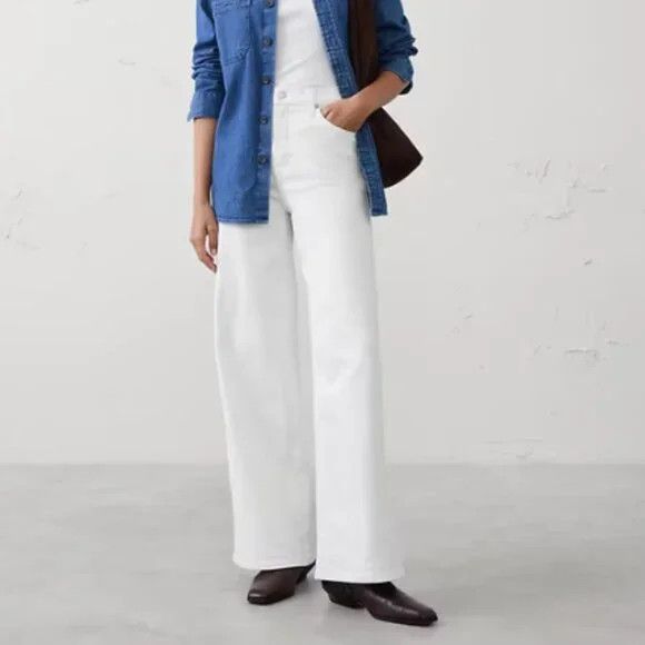 Banana Republic Banana Republic White High Rise Wide Leg Jeans Size 26" / US 2 / IT 38 - 1 Thumbnail