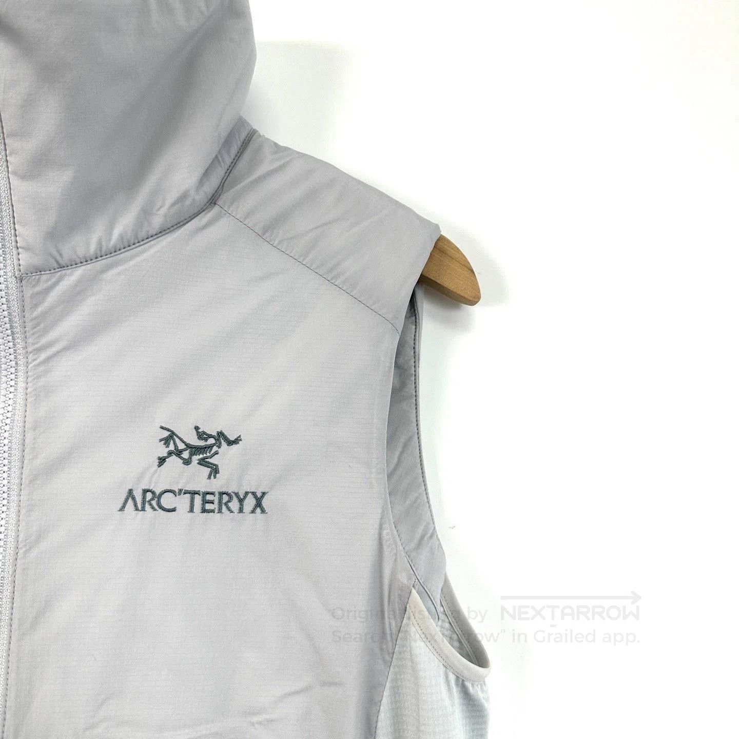 Arc'teryx Arcteryx ATOM SL Women's Gray Down Vest. Size XS / US 0-2 / IT 36-38 - 6 Thumbnail