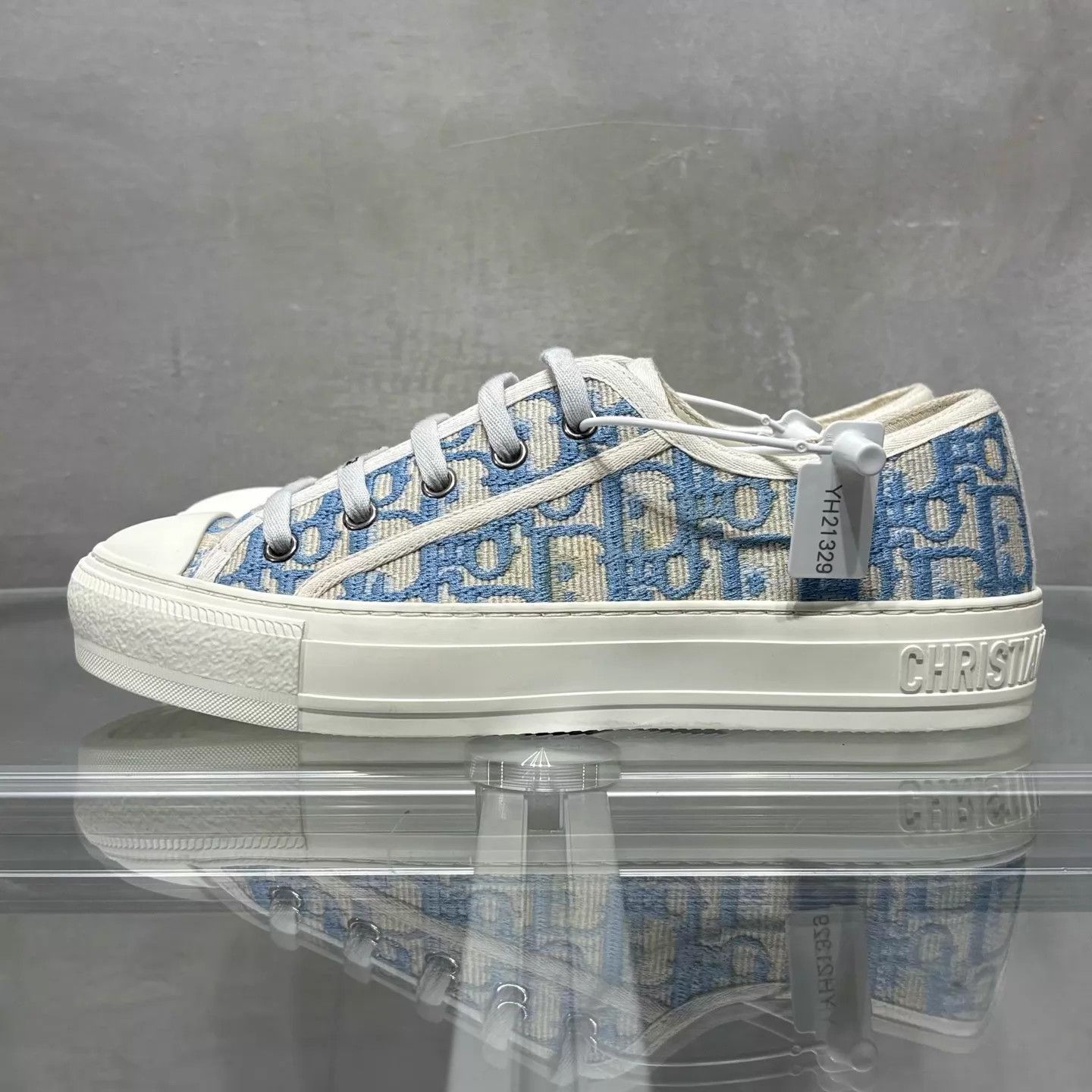 Dior DIOR WALK Oblique Blue Canvas Shoes 37.5 New-Worn Size US 7 / IT 37 - 3 Thumbnail