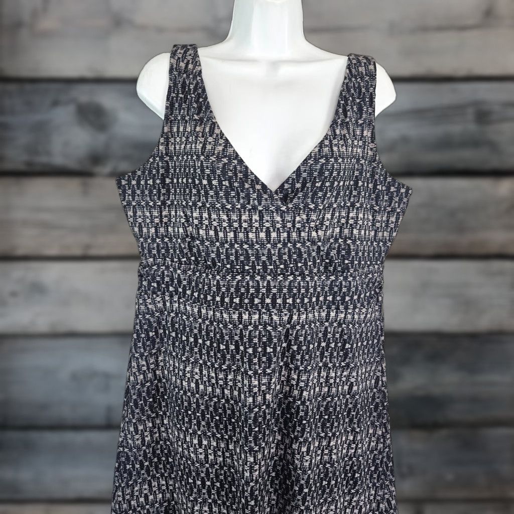 Eddie Bauer Eddie Bauer Womens Dress XL Black Gray Sleeveless V-Neck Tank Dress Adult XL Black Sleeveless V-Neck Size XL / US 12-14 / IT 48-50 - 1 Thumbnail