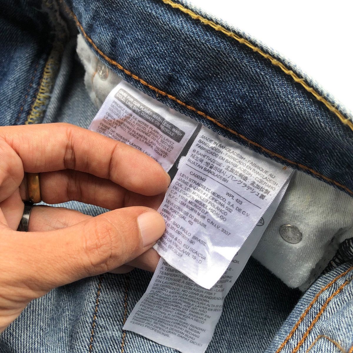 Levi's × Levi's Vintage Clothing Distressed LEVIS 511 button 3937 jeans Size US 32 / EU 48 - 10 Thumbnail