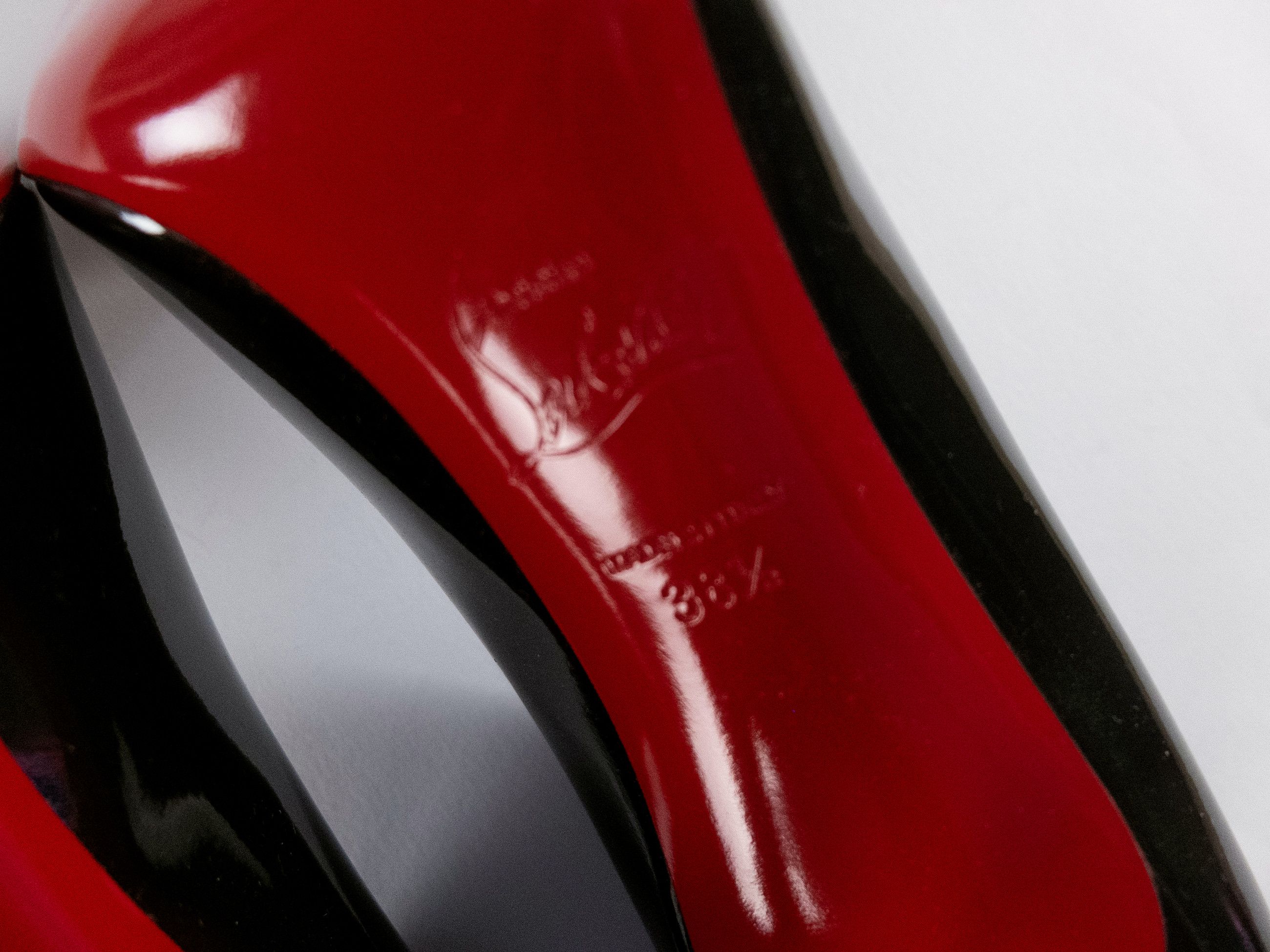 Christian Louboutin CHRISTIAN LOUBOUTIN Hot Chick green patent leather pumps 8.5 Size US 8.5 / IT 38.5 - 10 Thumbnail