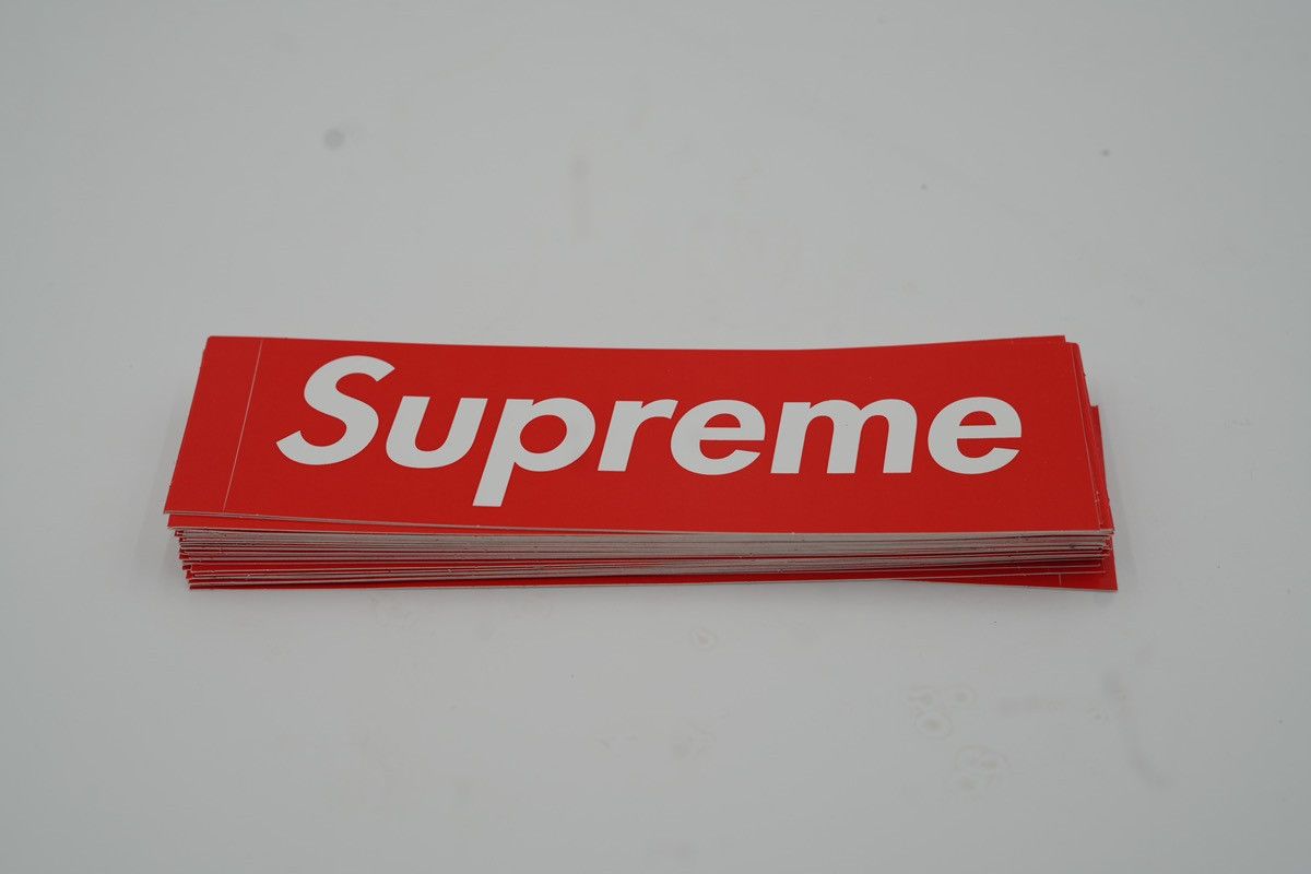 Designer × Supreme Supreme Box Logo Sticker Red Authentic Brand New (5pc) Size ONE SIZE - 2 Thumbnail