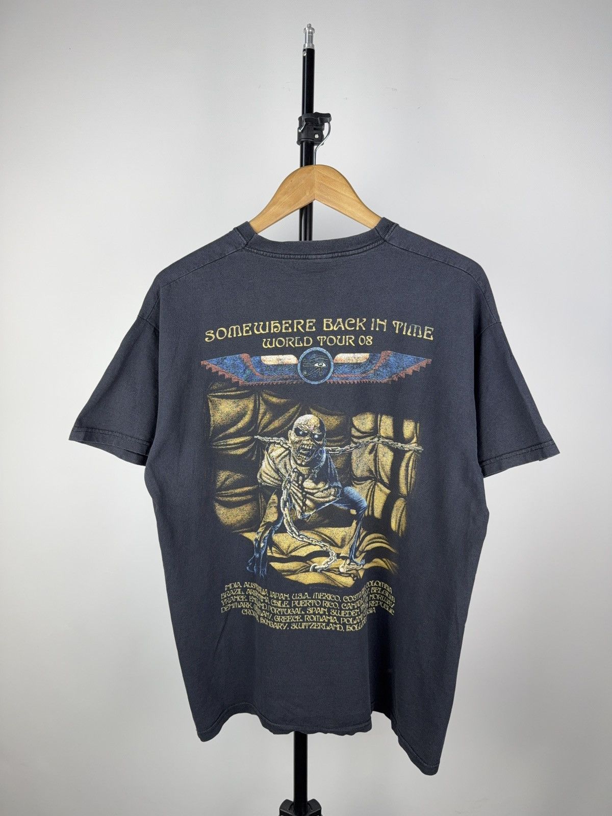 Band Tees × Iron Maiden Vintage Iron Maiden 2005 Tour Tee Somewhere Back In Time L Size US L / EU 52-54 / 3 - 7 Thumbnail