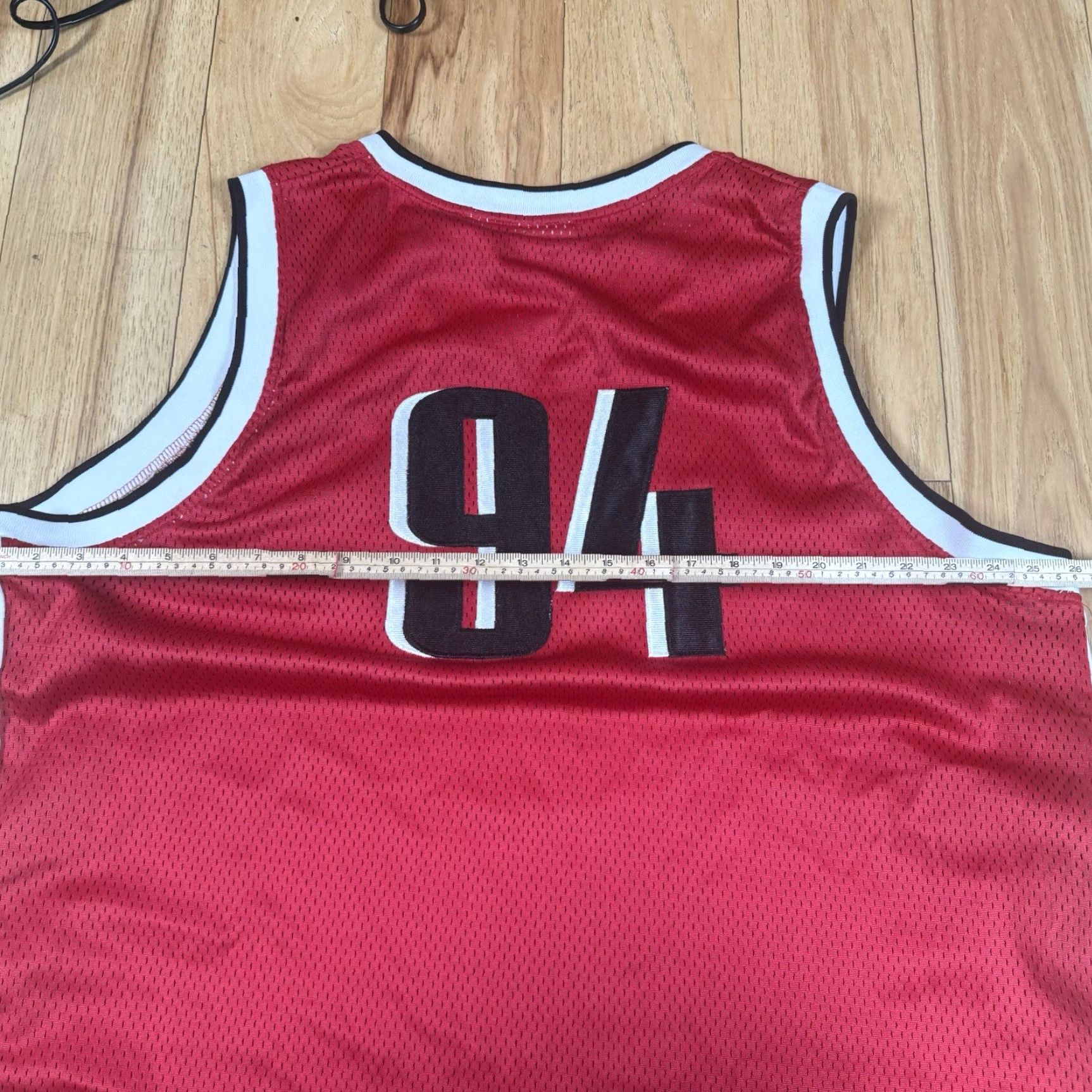 Vintage VINTAGE Nike? (cannot assume brand other than Vintage) Clench Basketball Jersey Mens XXL All Star Edition Red Sleeveless Y2K Tank Stars Size US XXL / EU 58 / 5 - 5 Thumbnail
