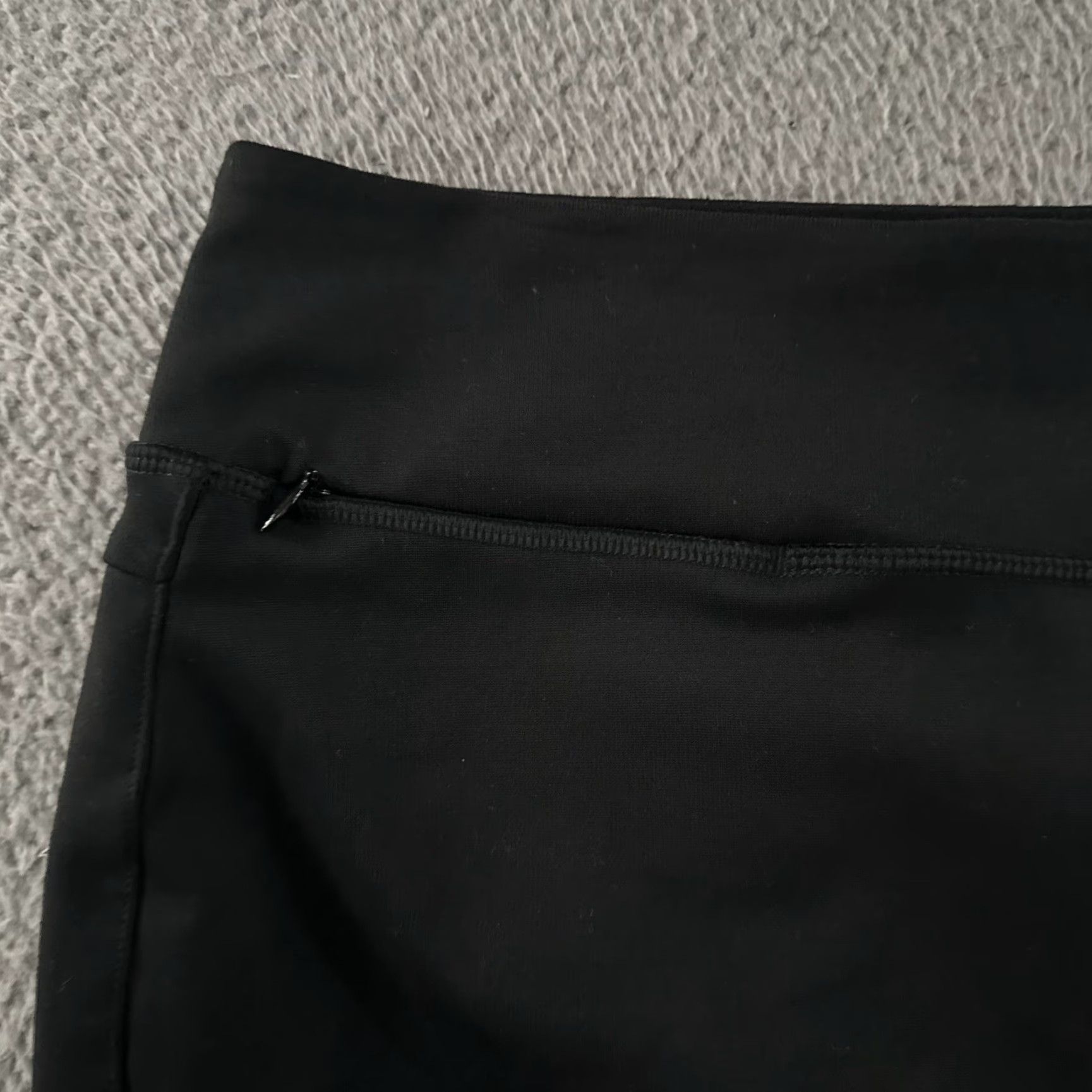 Vintage Duluth Womens Skirt Black Size 8 A-line Pockets Stretch Polyester Blend Size 30" / US 8 / IT 44 - 3 Thumbnail