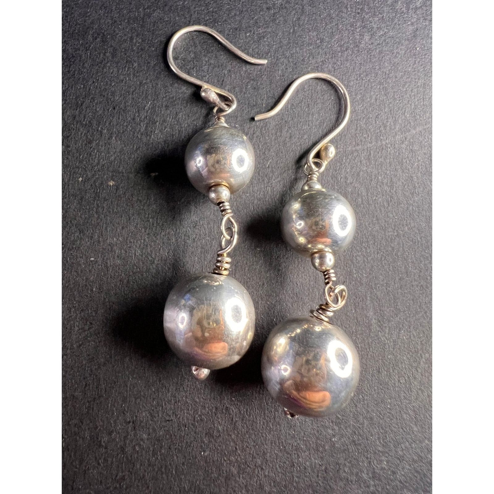 Other Vintage sterling silver graduated ball dangling earrings Size ONE SIZE - 7 Thumbnail