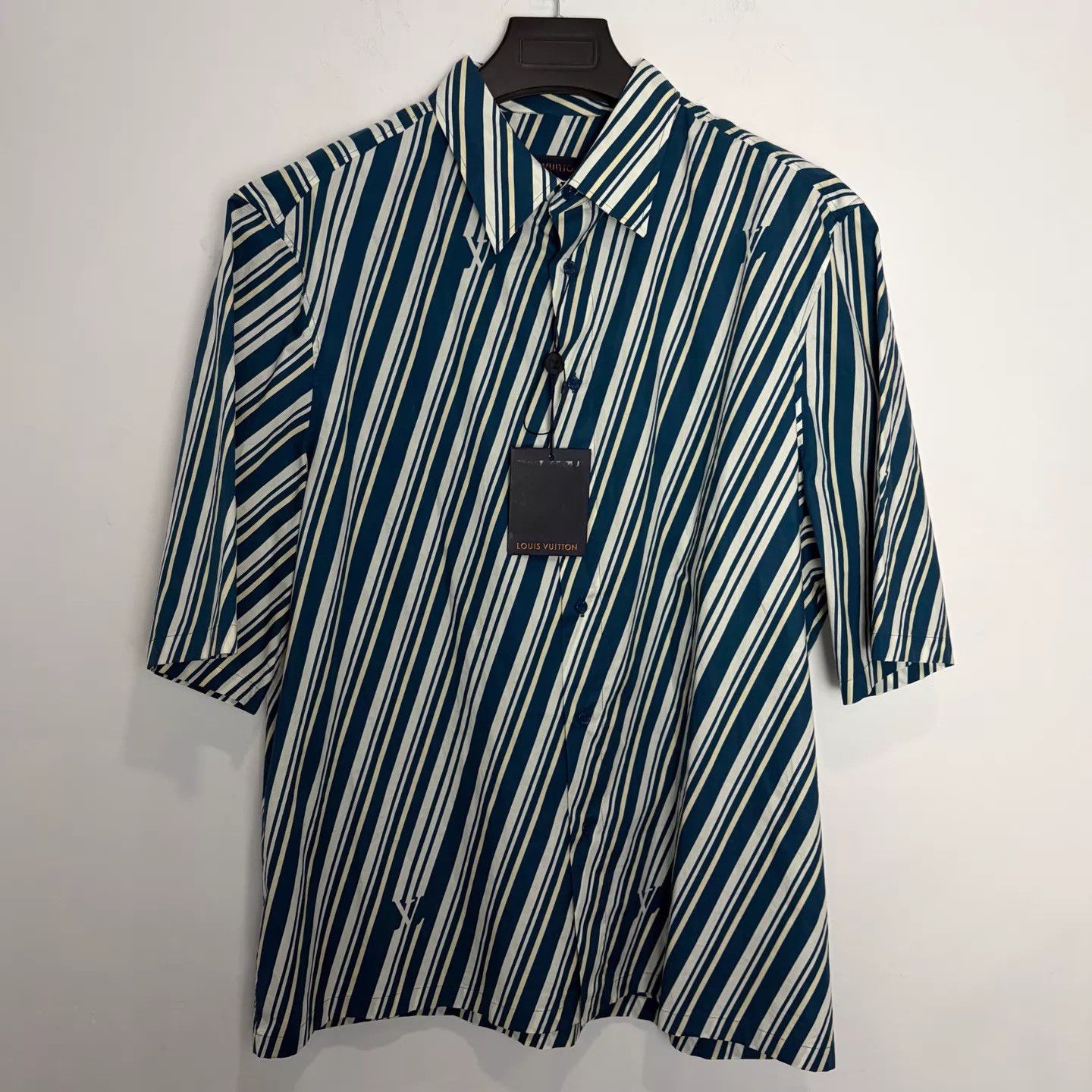 Louis Vuitton LV Men's Striped Short Sleeve Shirt XXL Size US XXL / EU 58 / 5 - 1 Thumbnail