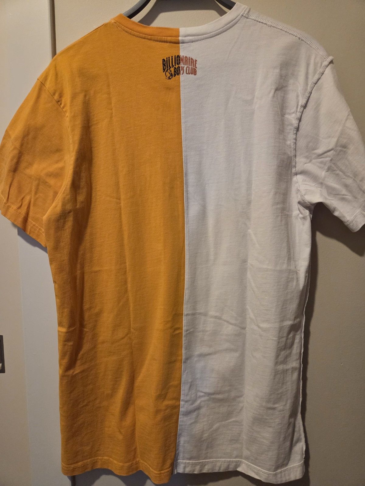 Billionaire Boys Club Billionaire Boys Club Split Graphic Tee White Gold Size M Size US M / EU 48-50 / 2 - 2 Thumbnail