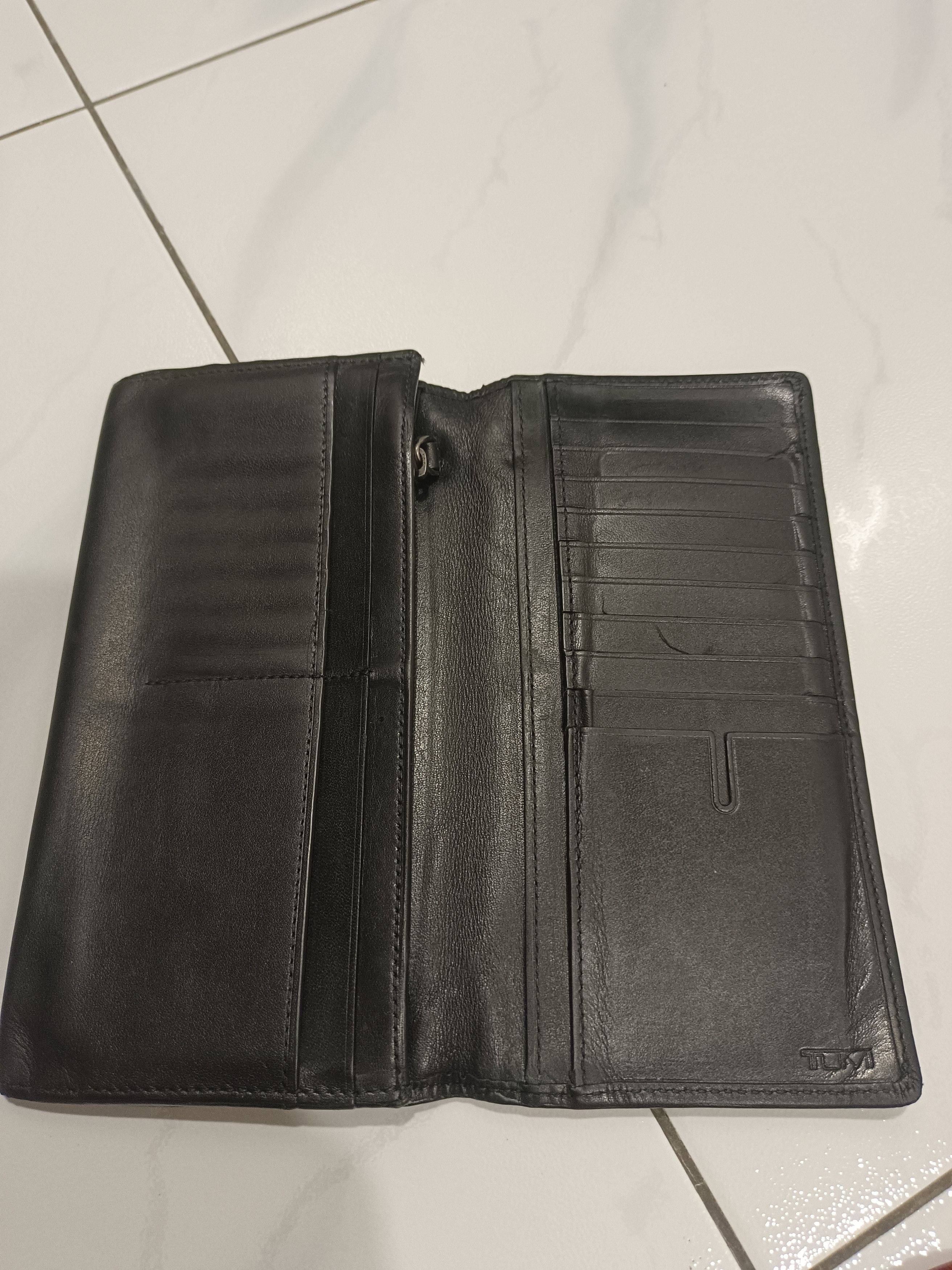 Tumi Tumi Nassau Leather Breast Pocket Wallet Size ONE SIZE - 5 Thumbnail