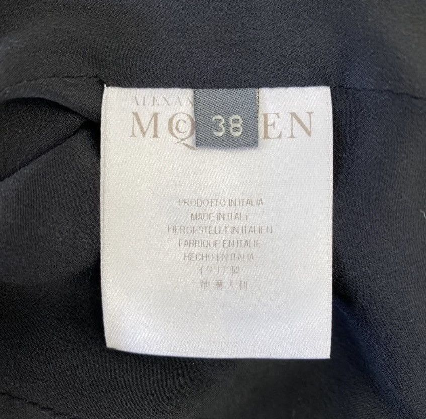 Alexander McQueen ALEXANDER MCQUEEN Fitted Black Blazer Black Fitted Blazer Size S / US 4 / IT 40 - 6 Thumbnail