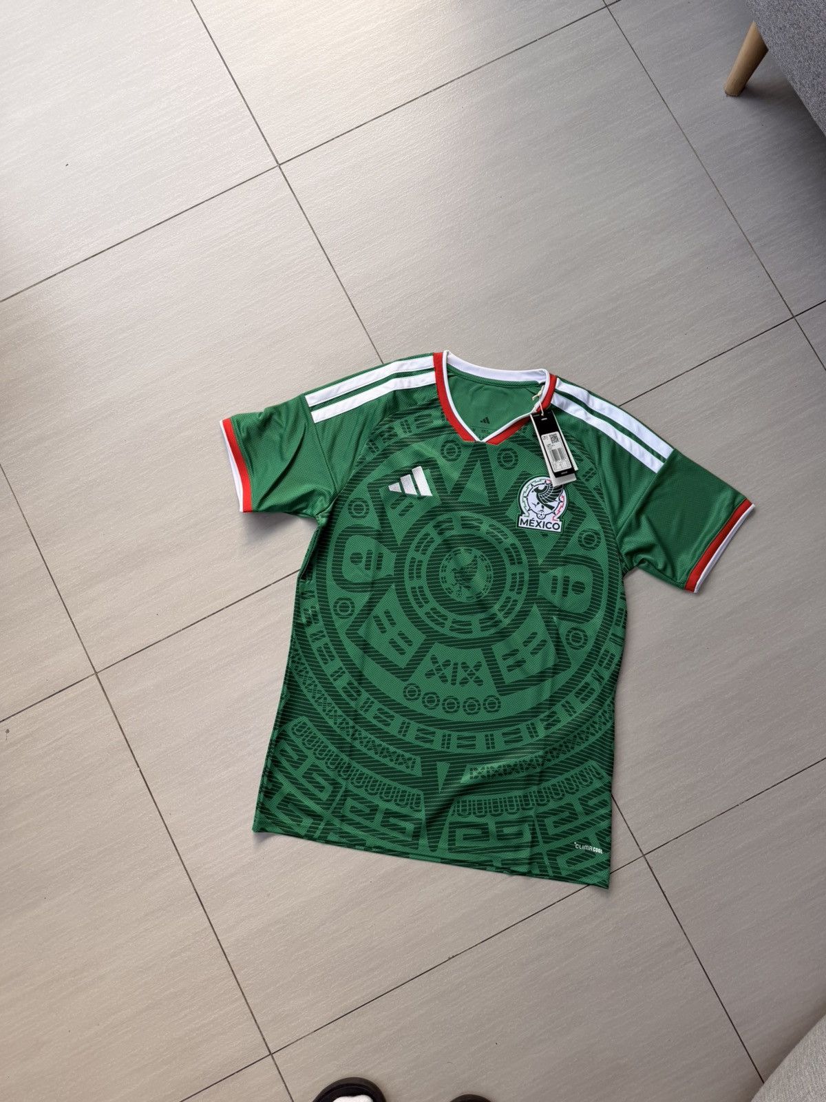 Adidas Mexico World cup 2026 Football Shirt Size US M / EU 48-50 / 2 - 1 Thumbnail