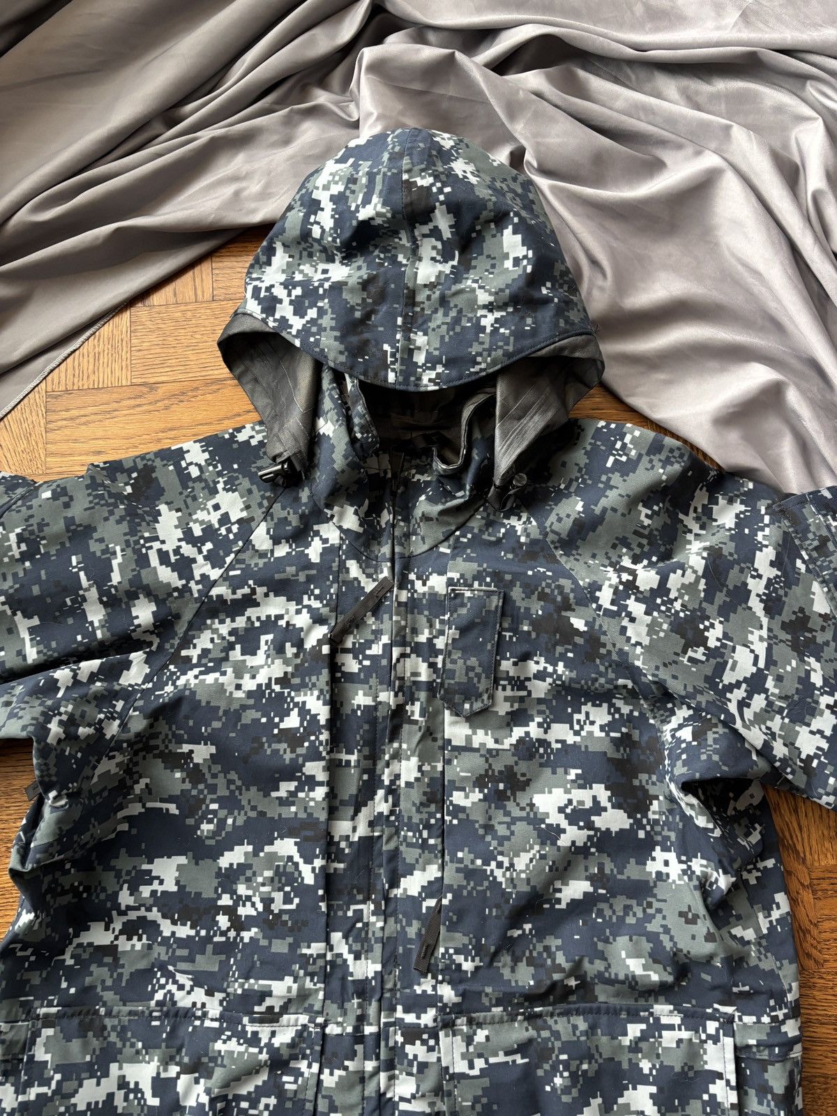 Goretex 2016 Digital Camo US Navy Parka Short Army Shell Jacket Size US S / EU 44-46 / 1 - 12 Thumbnail