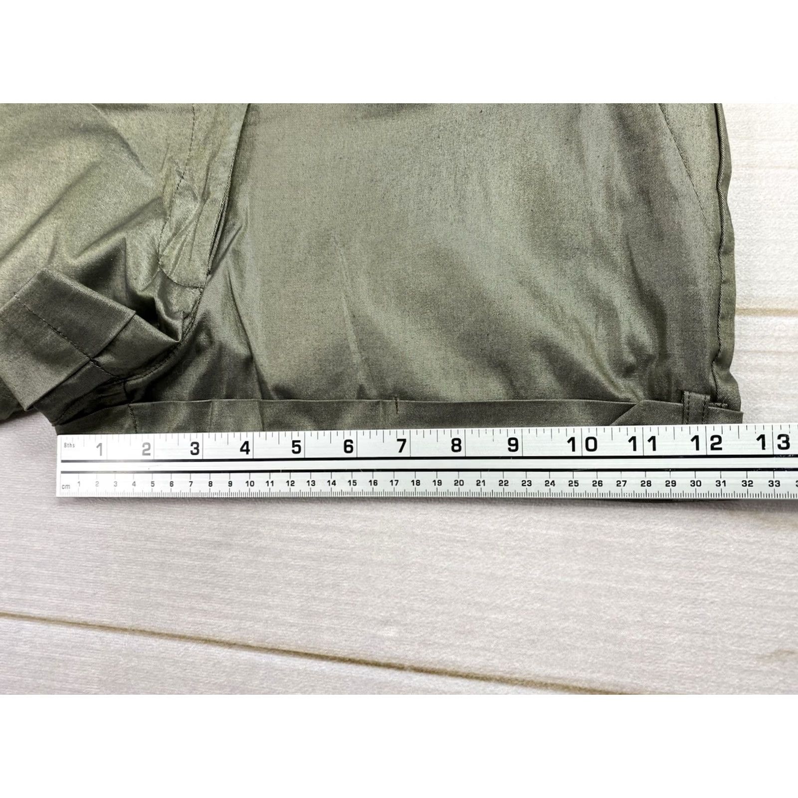 Vintage Vtg Charlotte Russe Shorts 10 Green Shimmer Mid Rise Hot Pants Shirt Womens 90s Y2K Fashion Shorts Size 32" / US 10 / IT 46 - 4 Thumbnail