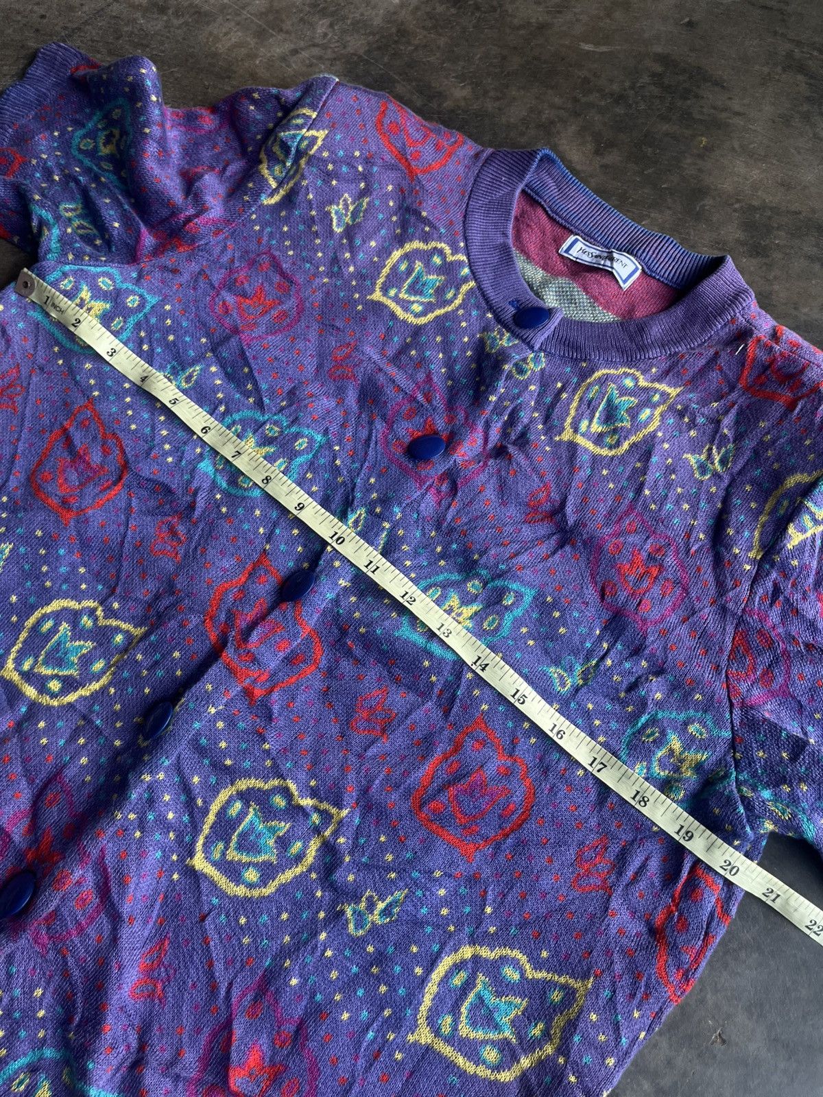 Yves Saint Laurent YVES SAINT LAURENT KNIT SHORT SLEEVE FLOWERS VINTAGE Size US M / EU 48-50 / 2 - 12 Thumbnail