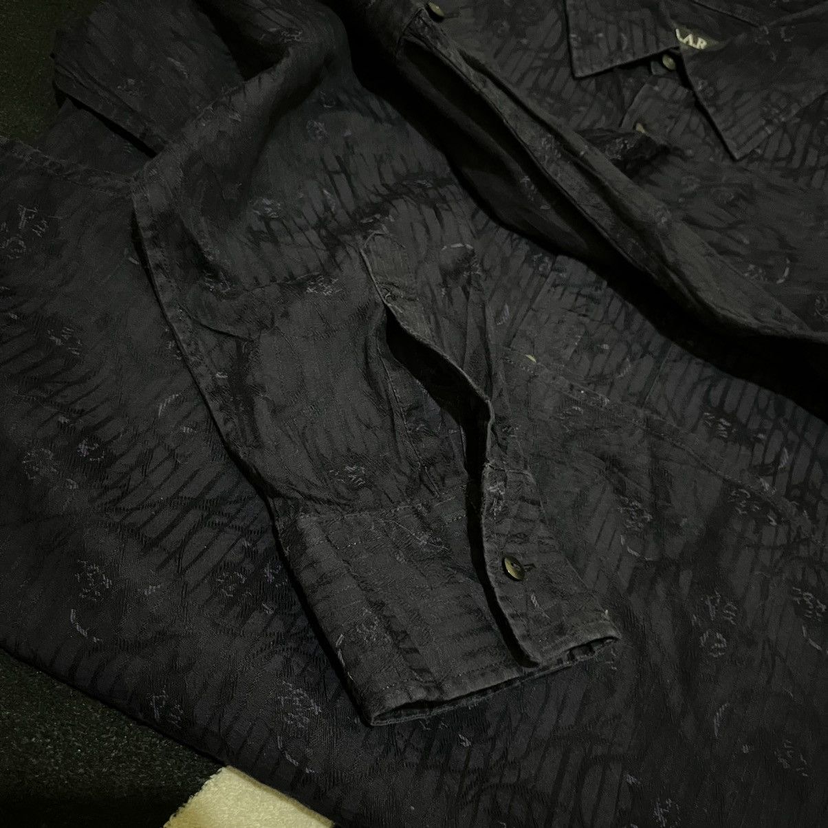 Yohji Yamamoto Vintage 90s🔥A.A.R Yohji Yamamoto textured button up shirt Size US M / EU 48-50 / 2 - 10 Thumbnail