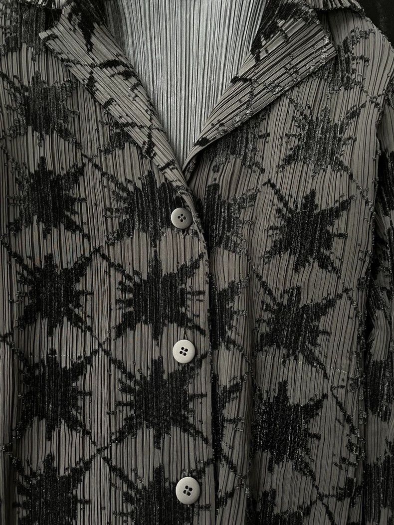 Issey Miyake Issey Miyake size:2 Black snowflake velvet pleated cardiga Size S / US 4 / IT 40 - 6 Thumbnail